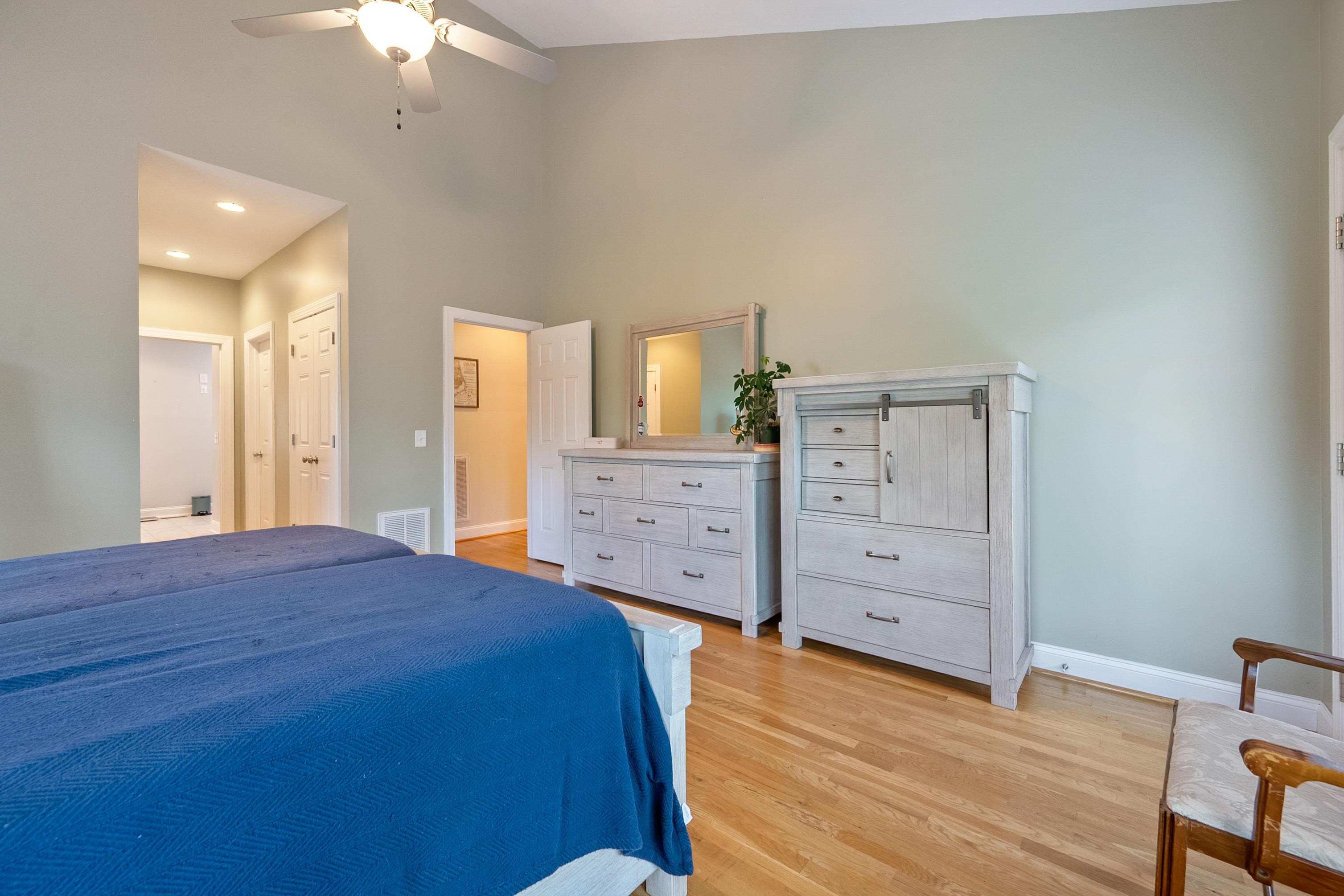 205 RIDGE Lane