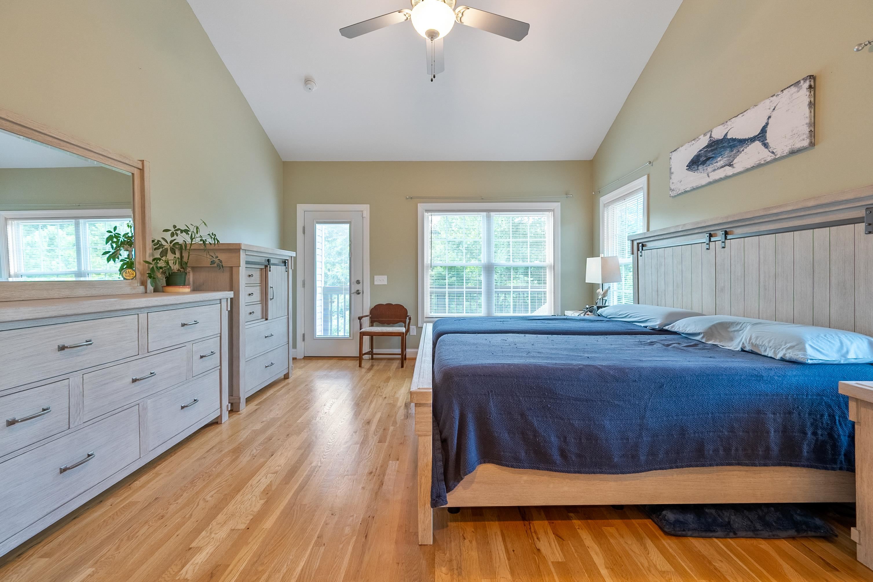 205 RIDGE Lane