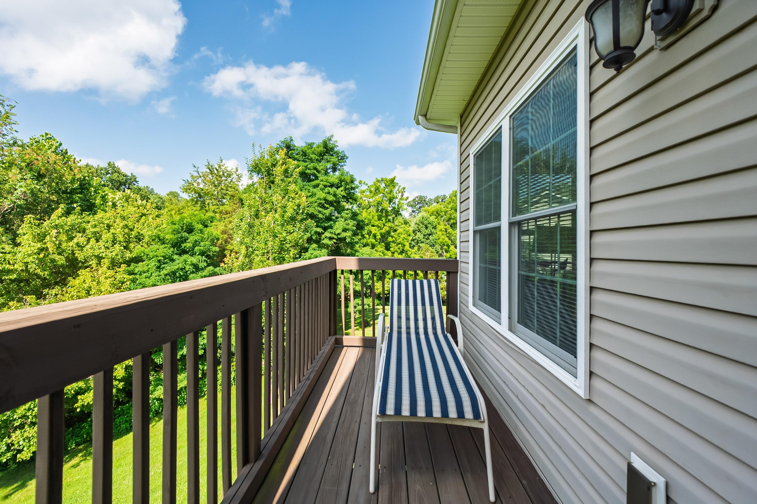 205 RIDGE Lane