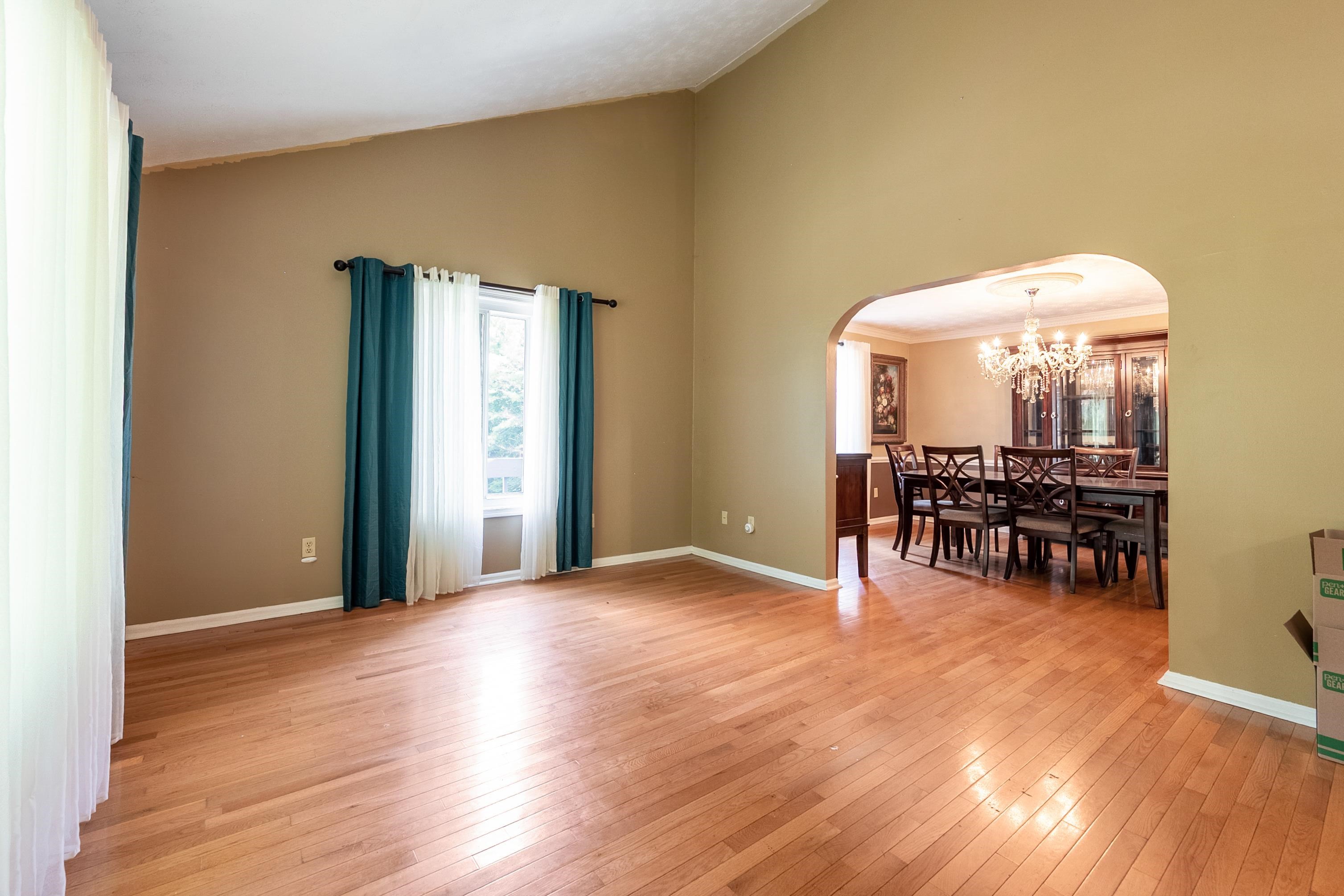 101 HIDDEN VALLEY Drive