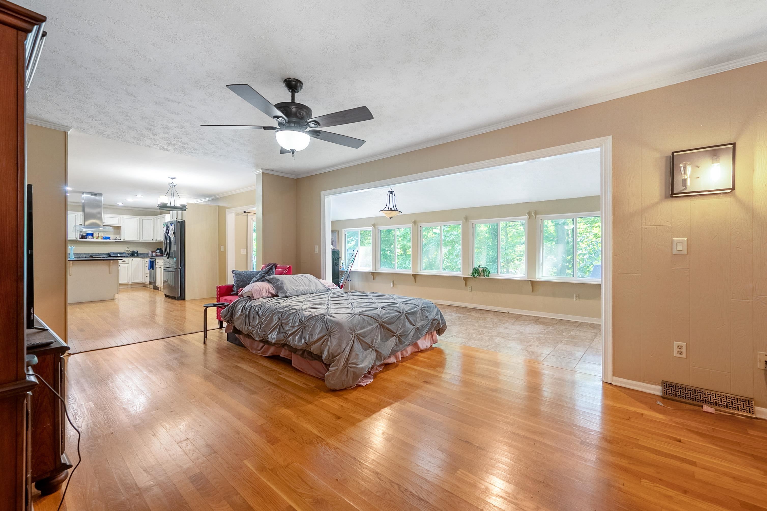 101 HIDDEN VALLEY Drive