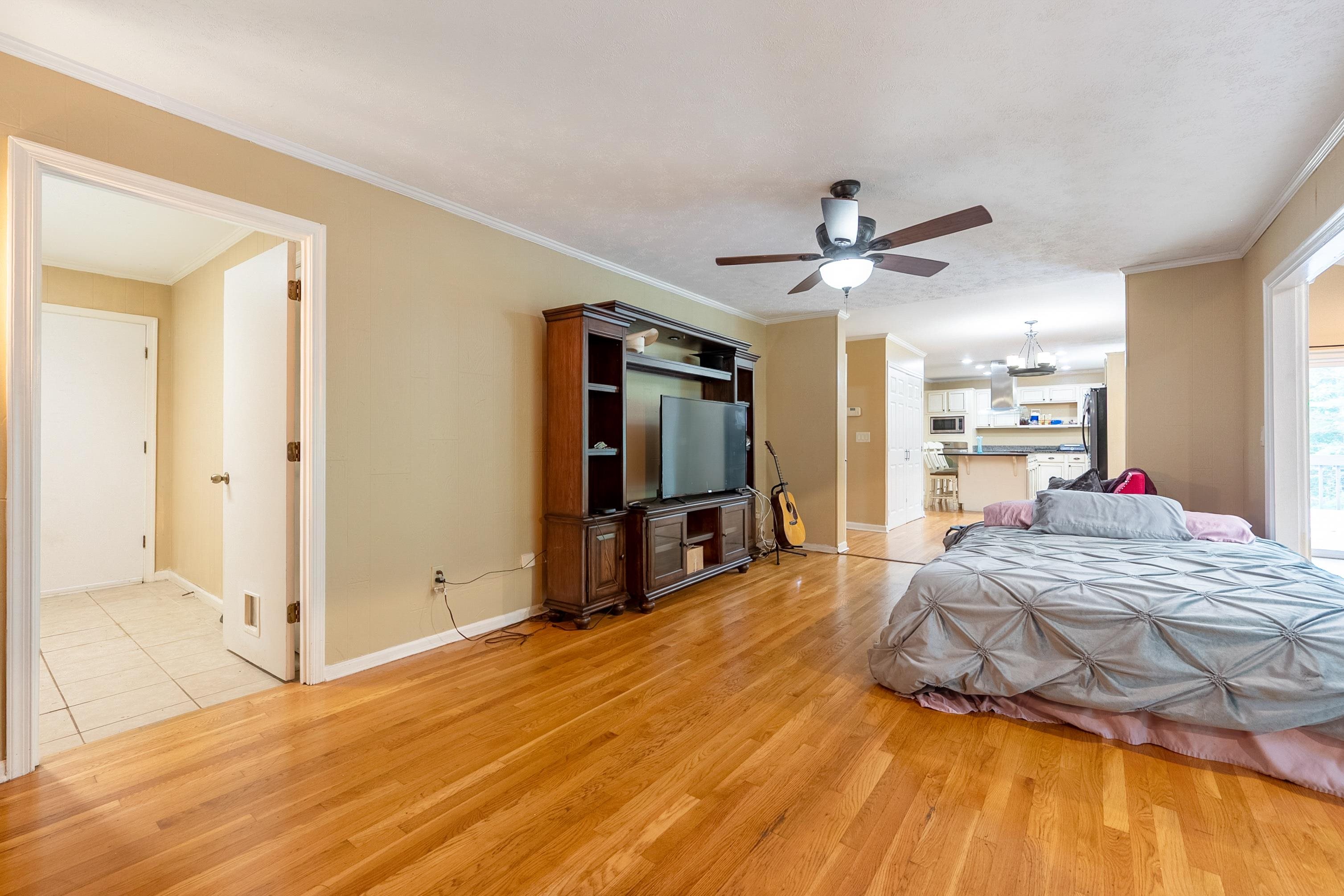 101 HIDDEN VALLEY Drive