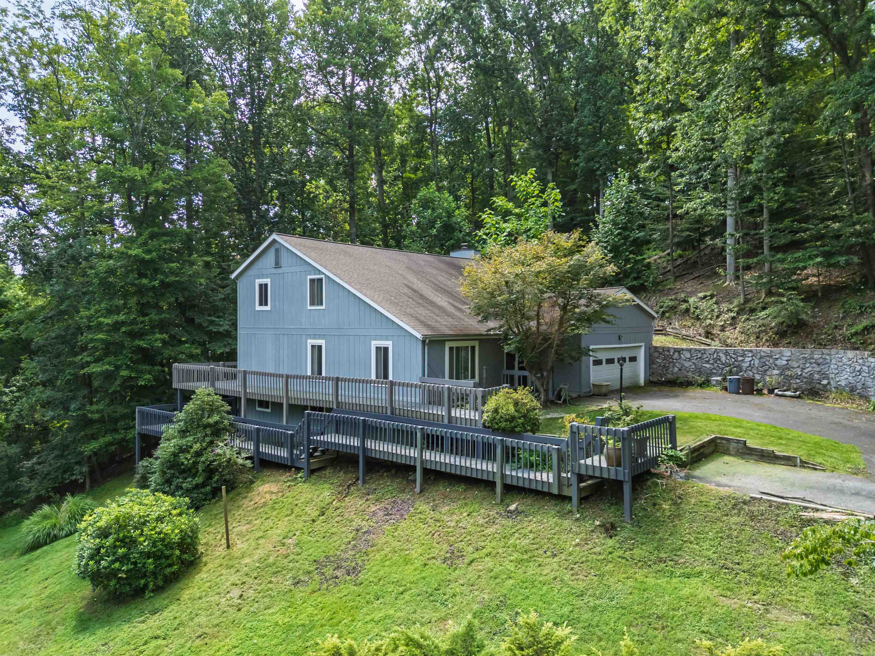 101 HIDDEN VALLEY Drive