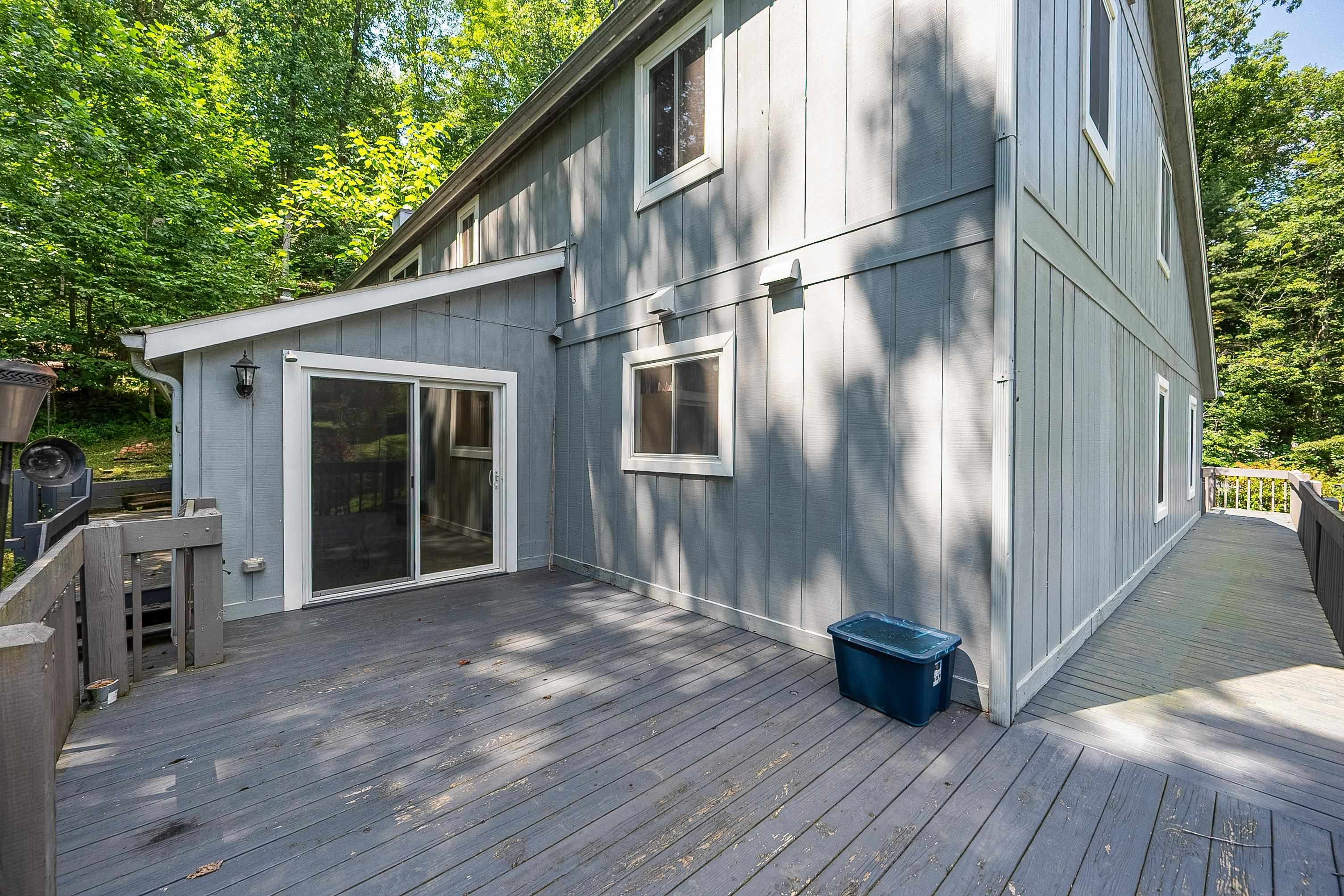 101 HIDDEN VALLEY Drive