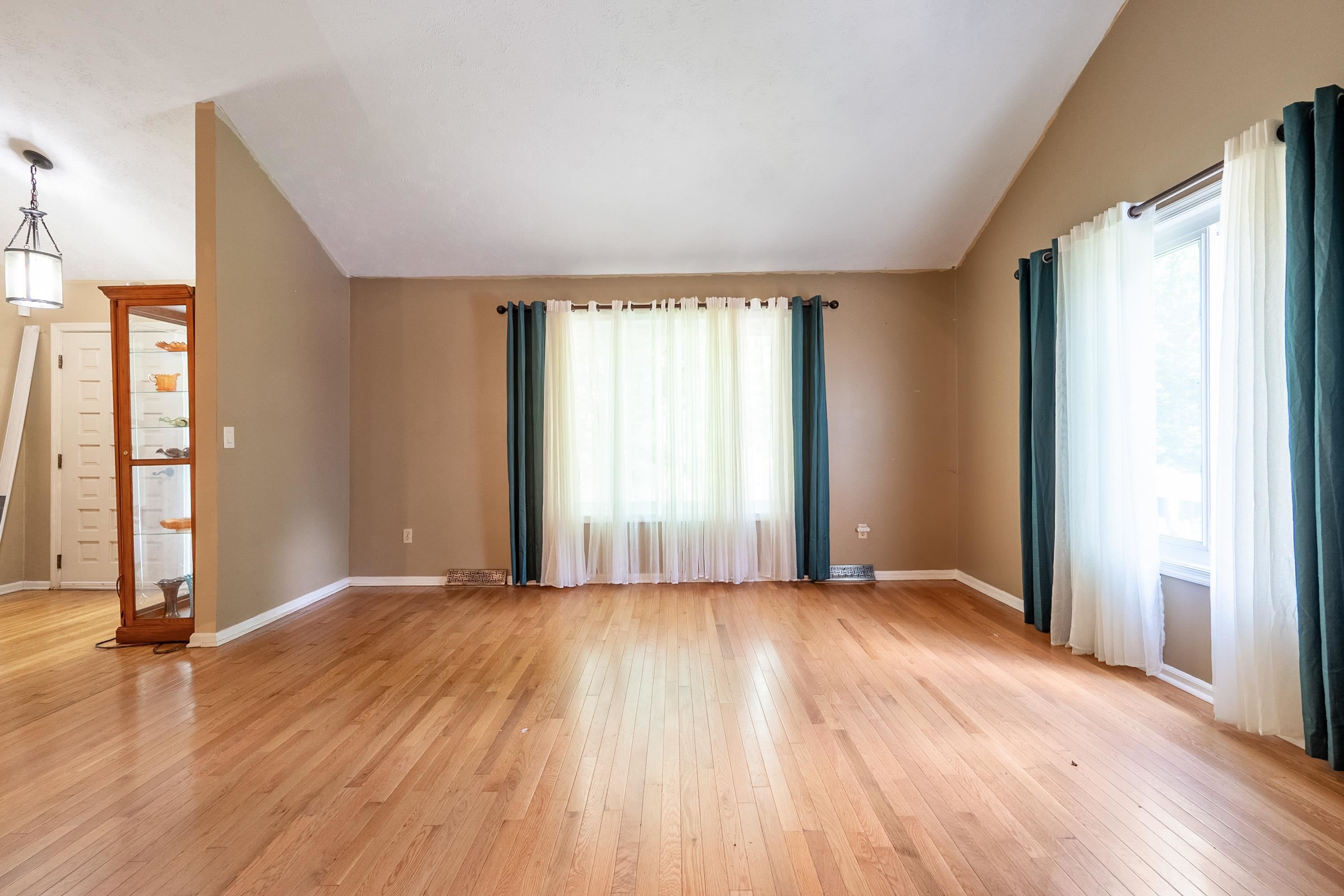 101 HIDDEN VALLEY Drive