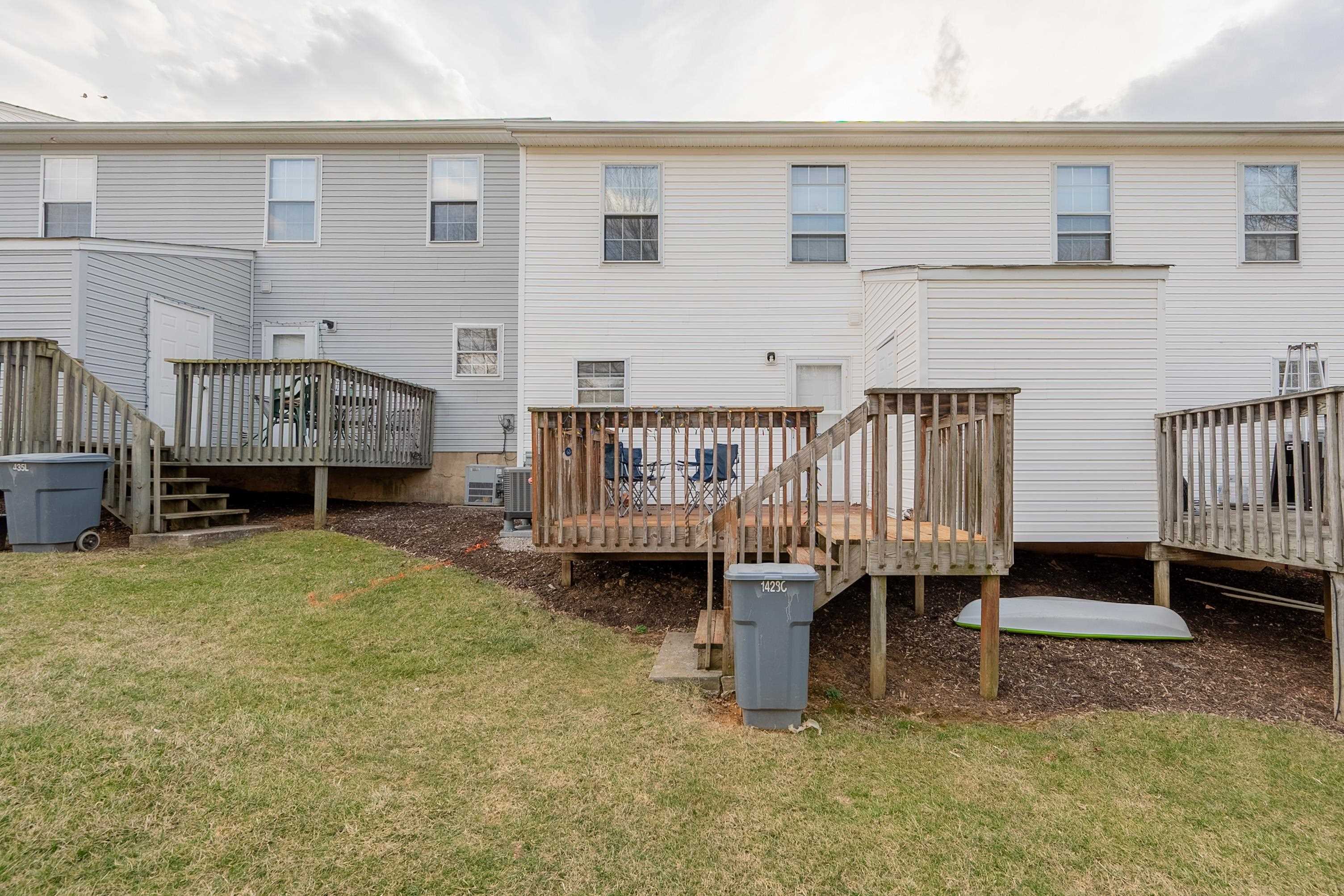 1428 CHRISTINE Court