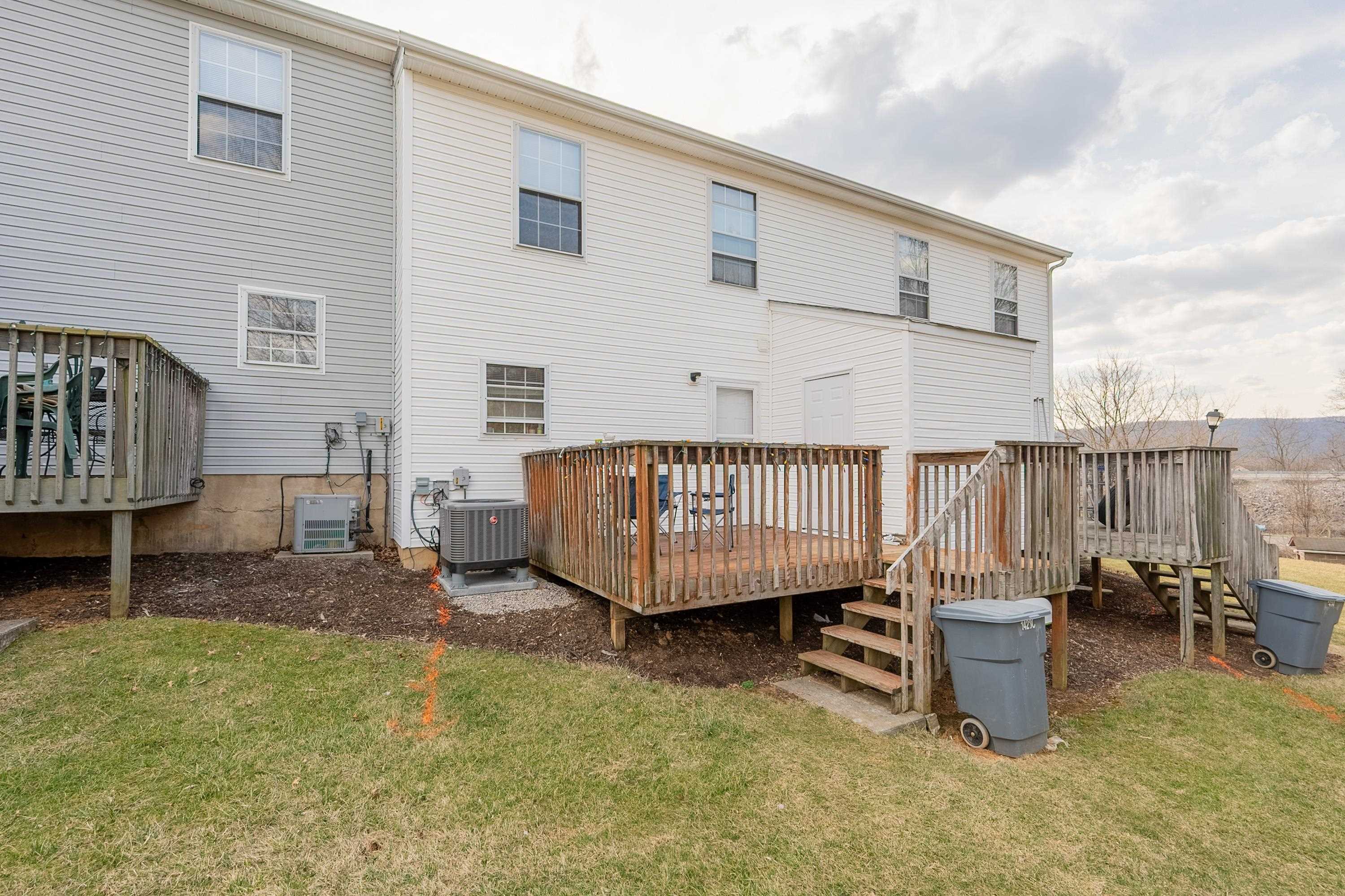 1428 CHRISTINE Court