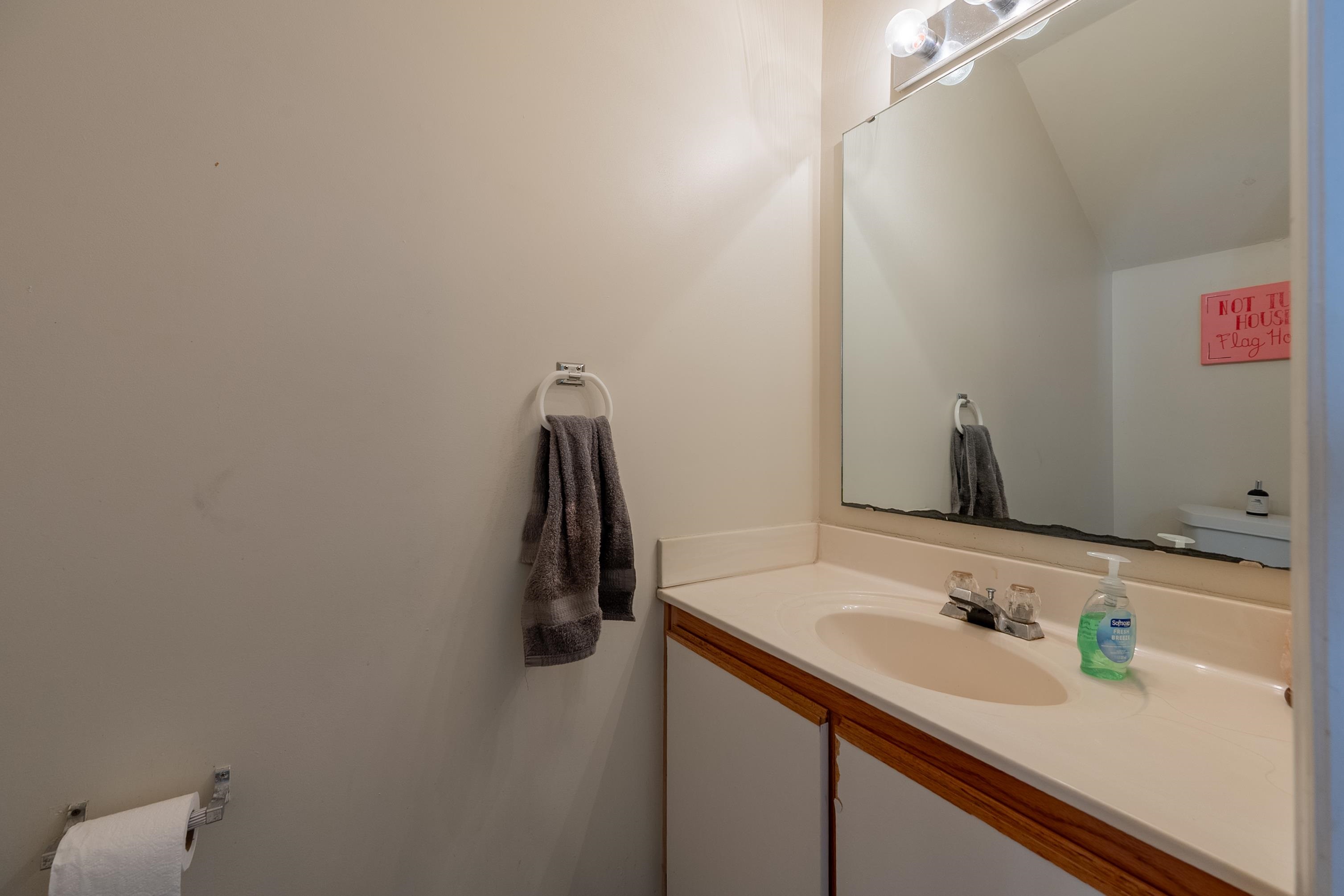 1428 CHRISTINE Court