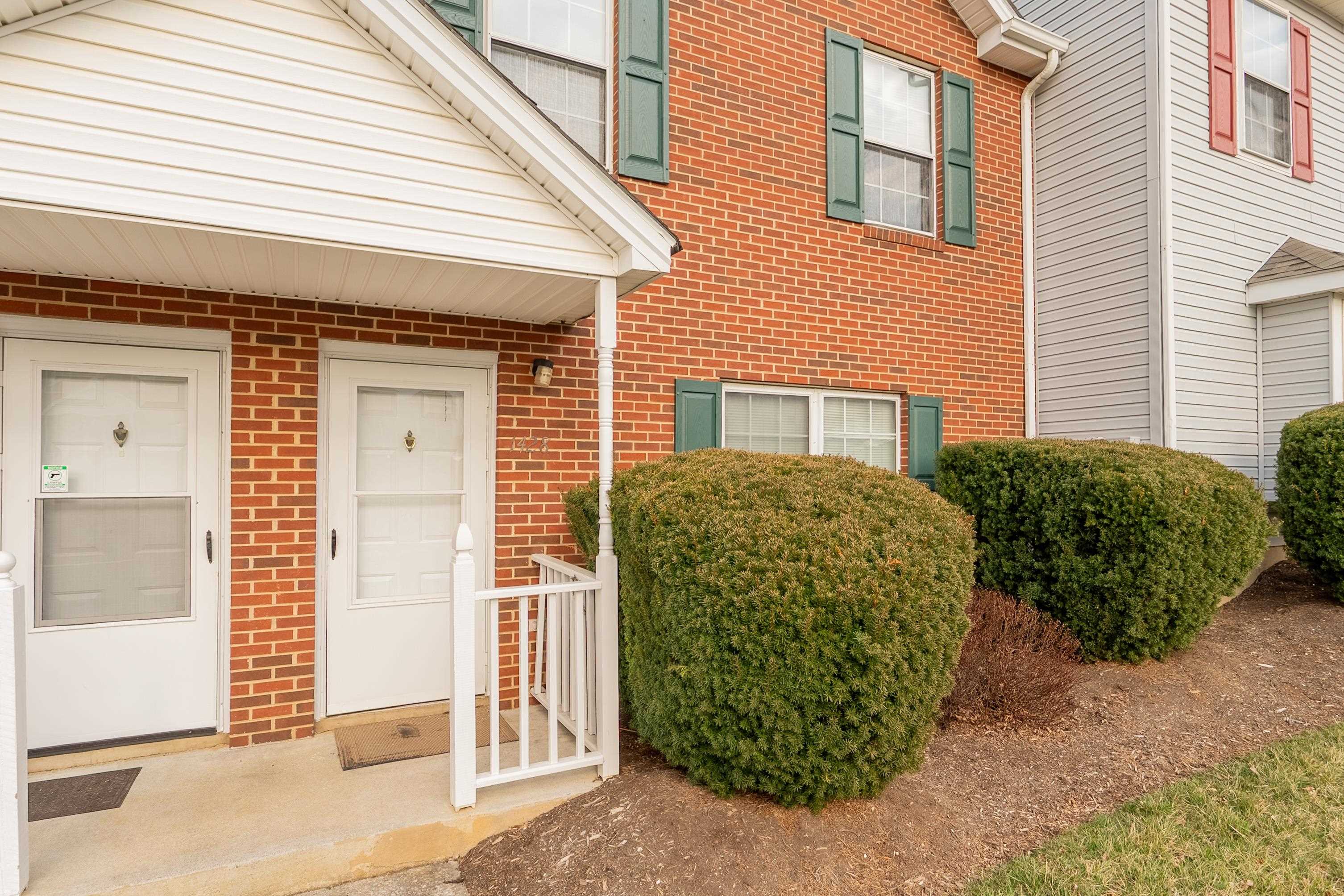 1428 CHRISTINE Court