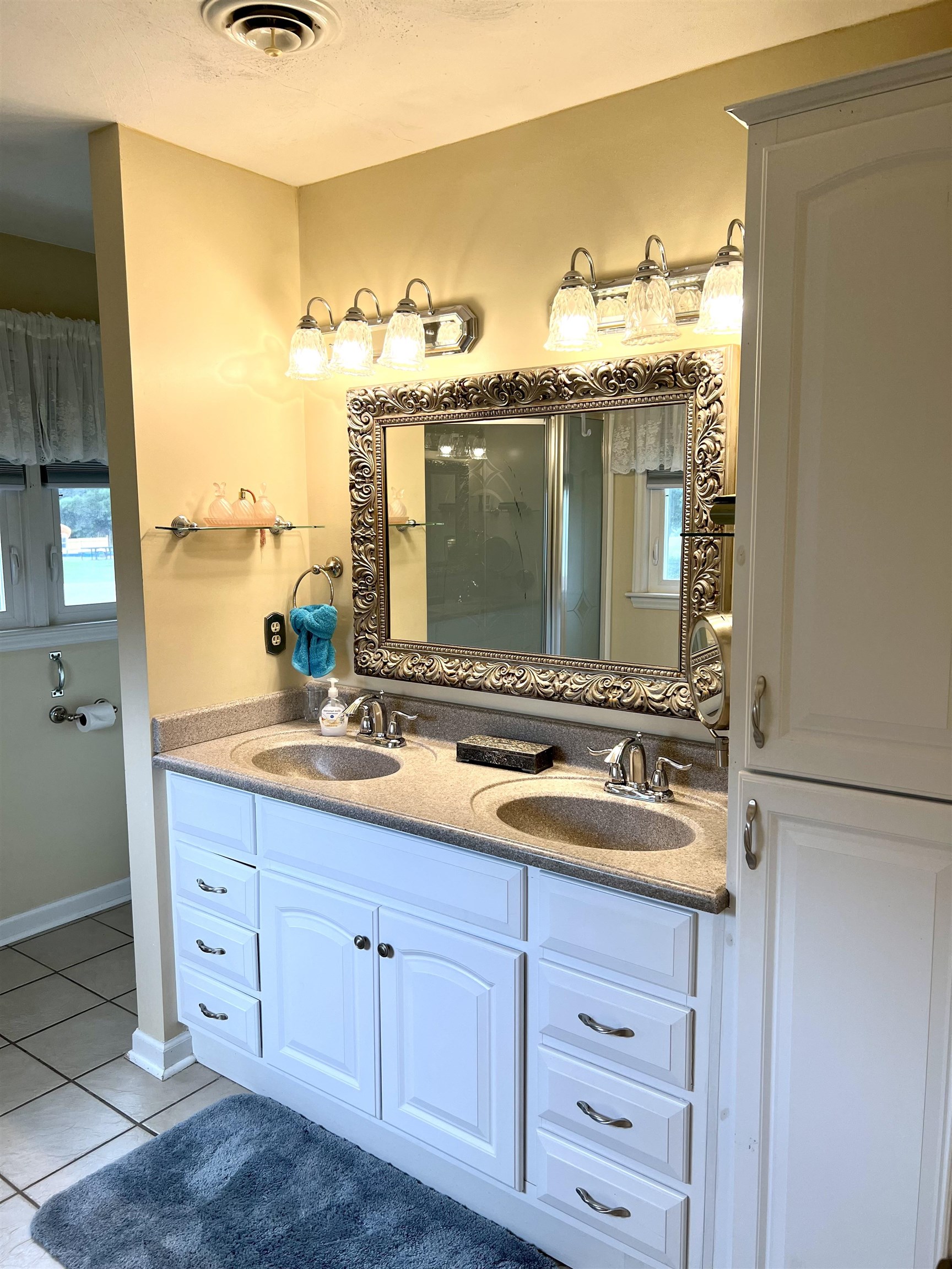 310 Summit Ridge Road