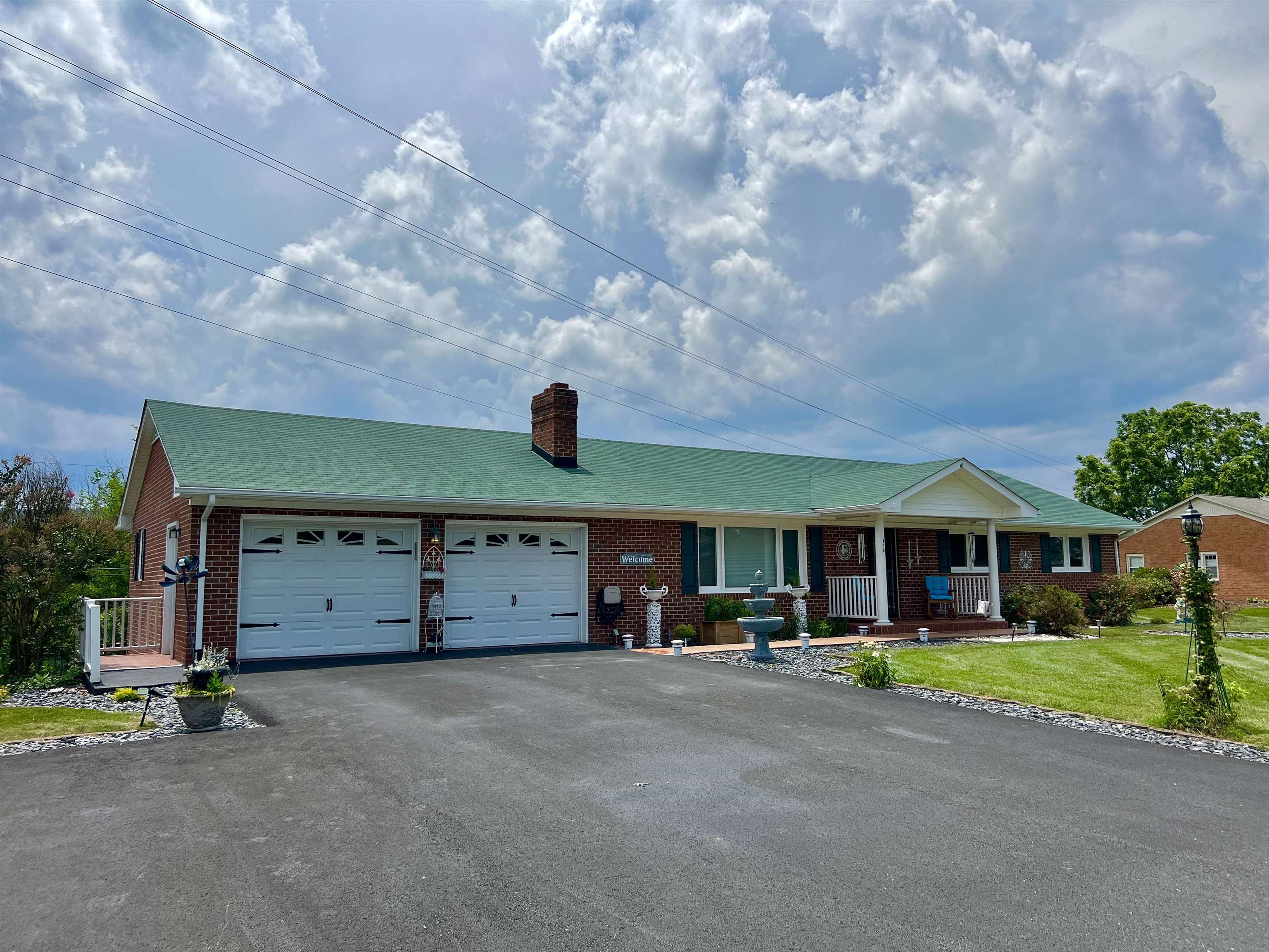 310 Summit Ridge Road