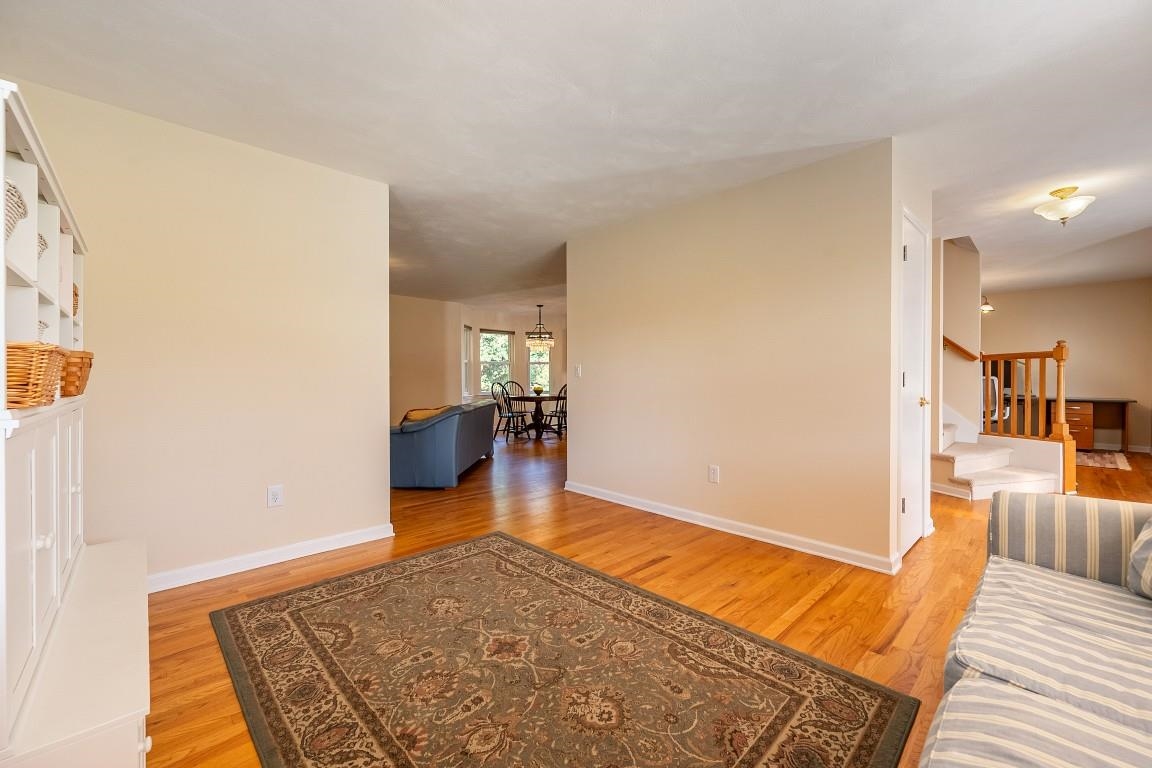 1607 WINSLOW Drive