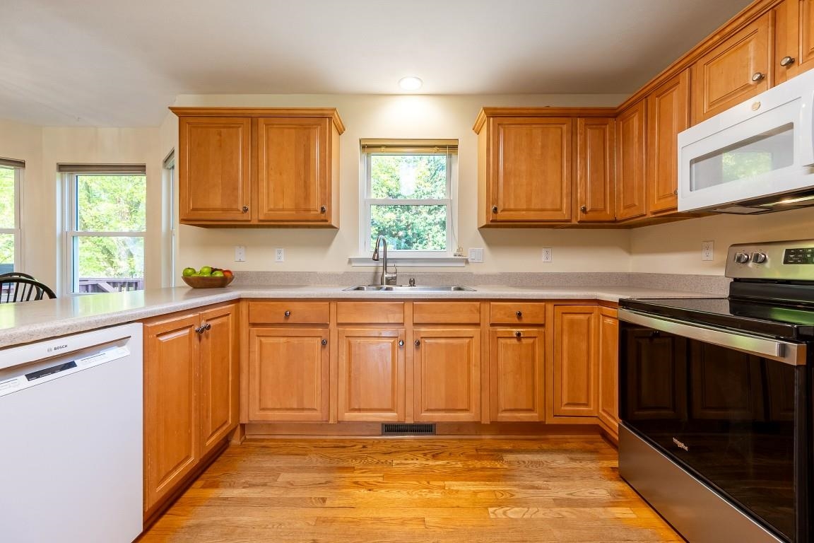 1607 WINSLOW Drive