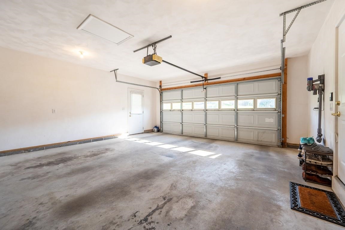 1607 WINSLOW Drive