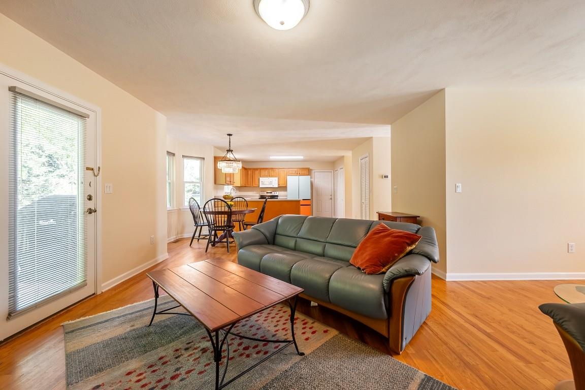1607 WINSLOW Drive
