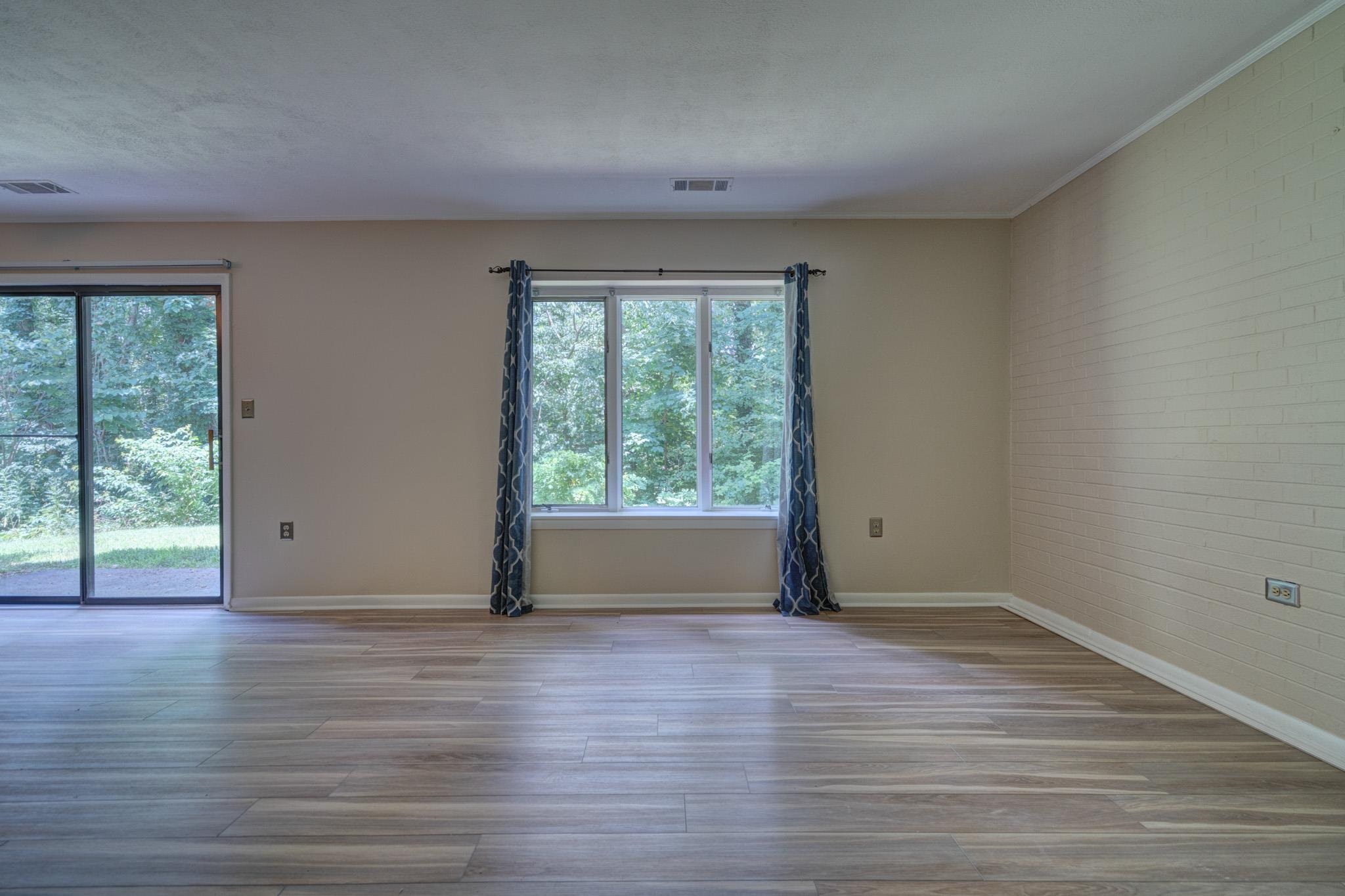 329 SHENANDOAH Circle