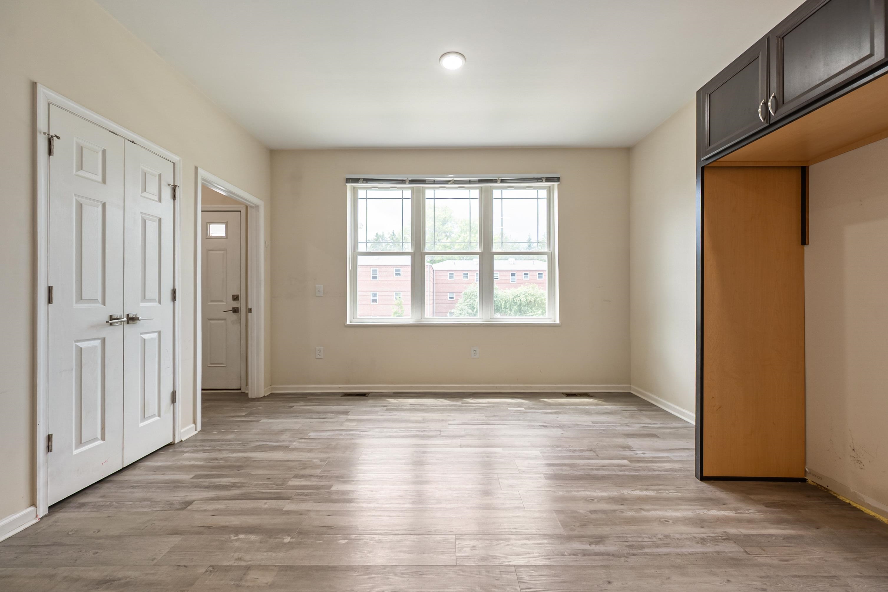 716 CHURCH Street SE