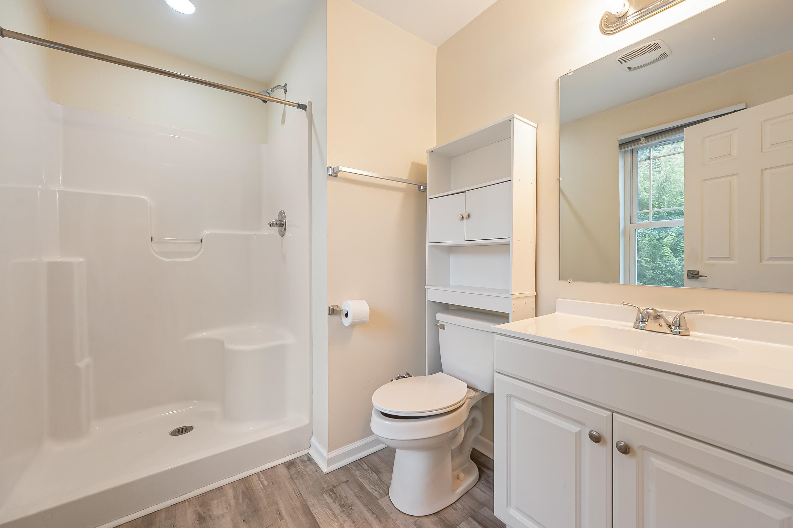 716 CHURCH Street SE