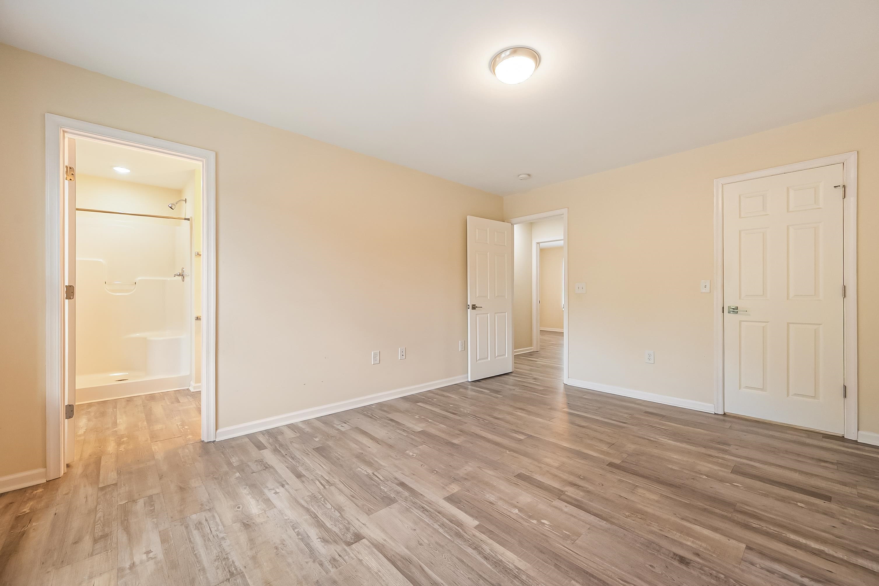 716 CHURCH Street SE