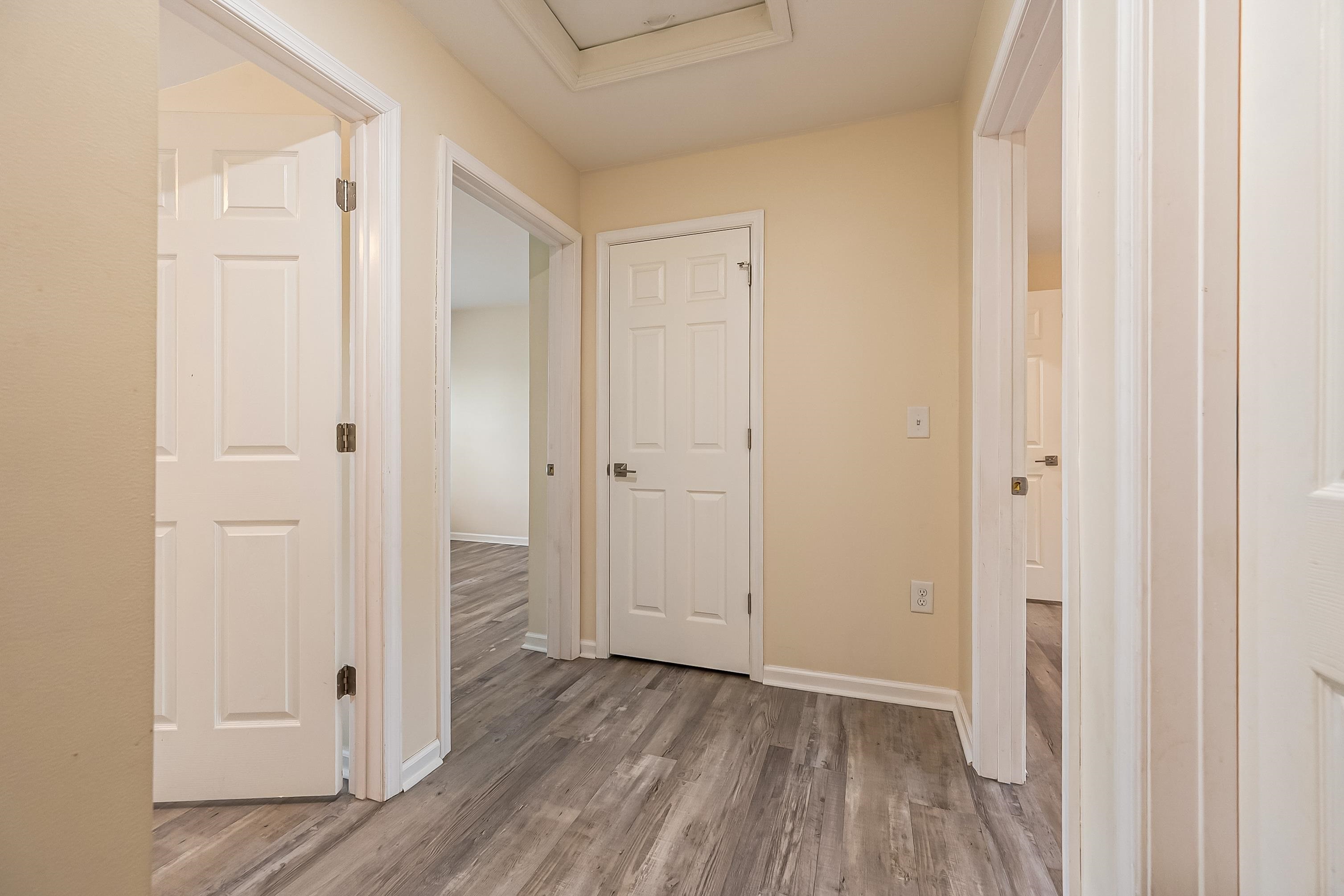 716 CHURCH Street SE