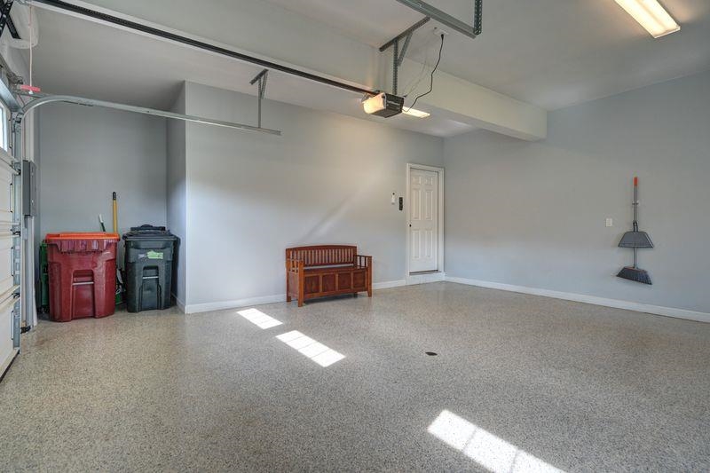 1209 BROCKTON Street