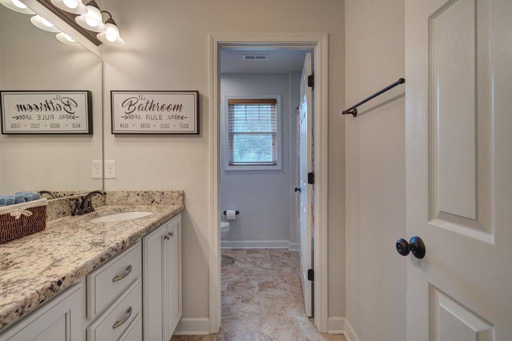 1209 BROCKTON Street