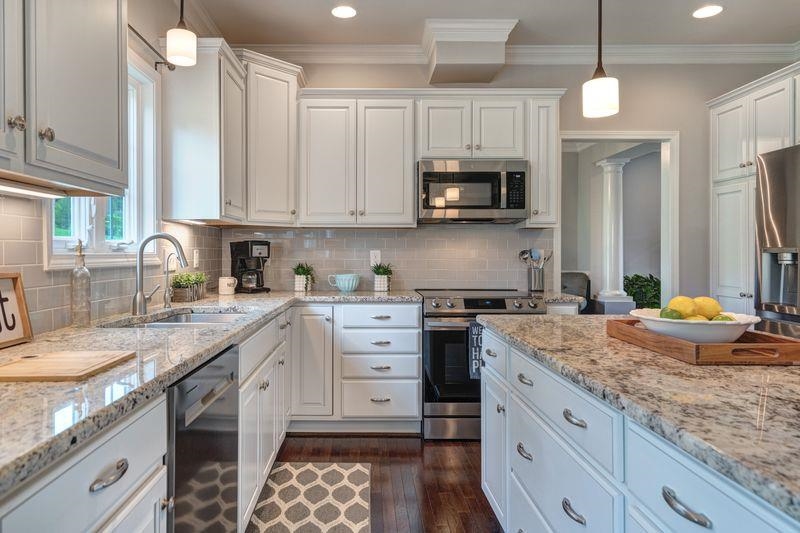 1209 BROCKTON Street