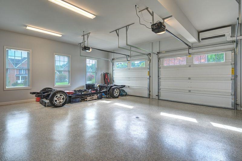 1209 BROCKTON Street