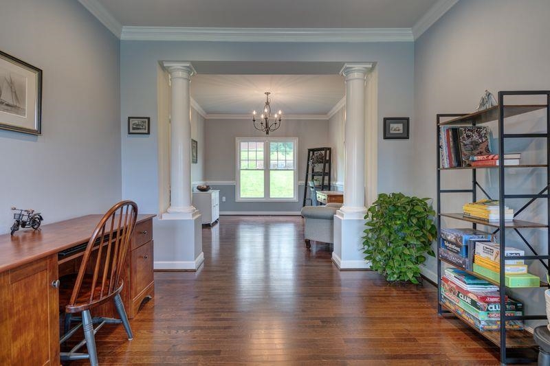 1209 BROCKTON Street