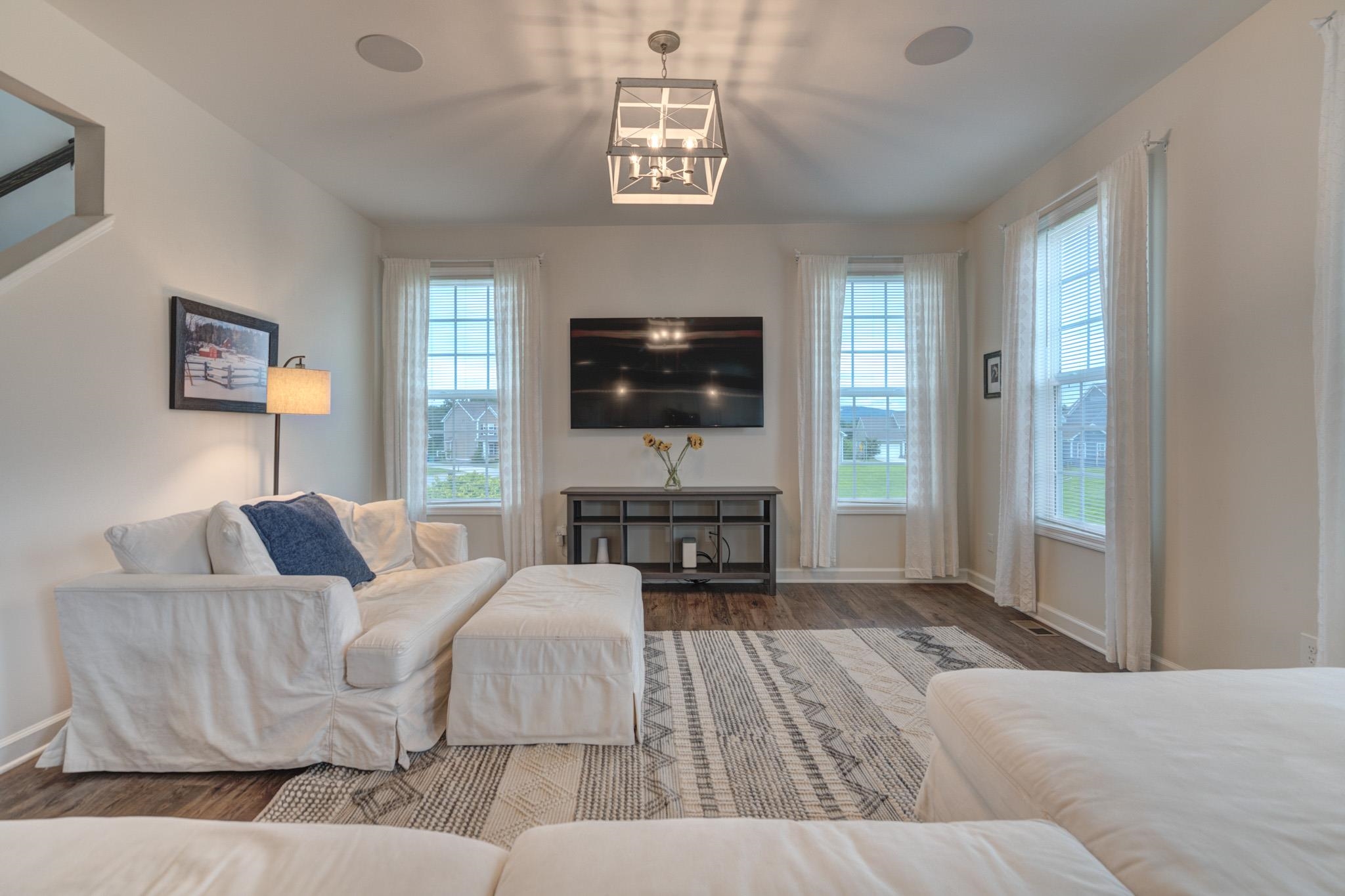 2309 Scenic Ridge Circle