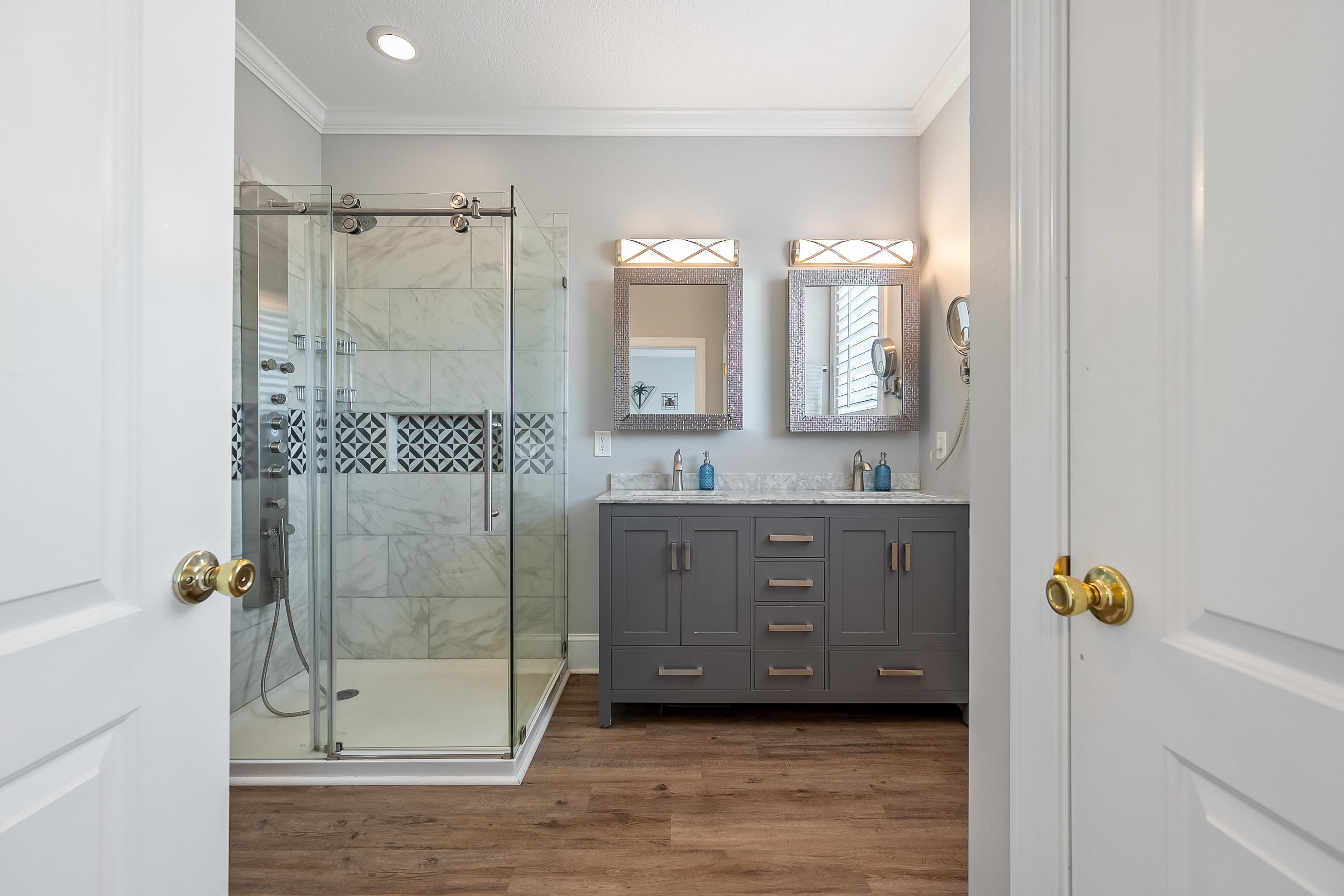 1815 Honeysuckle Dr Drive