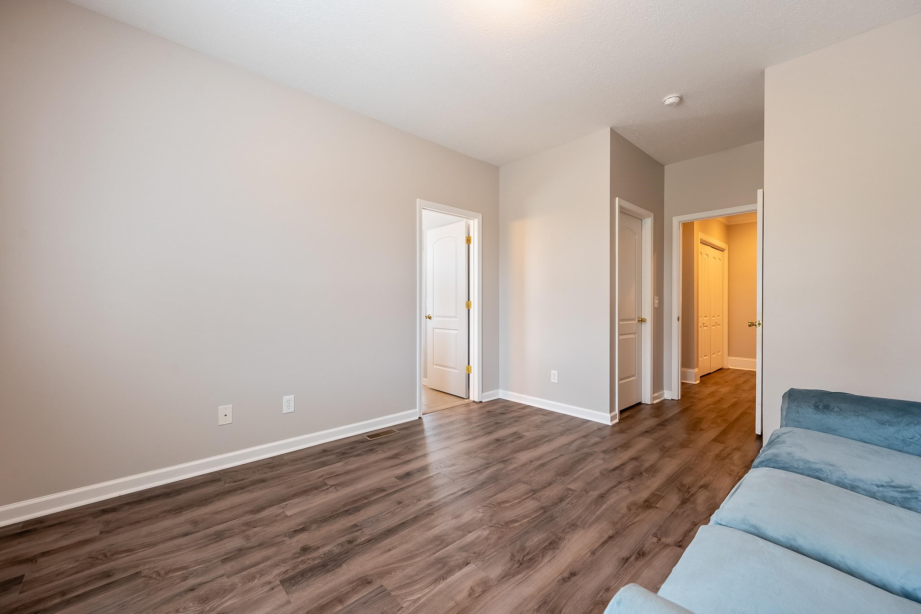 1815 Honeysuckle Dr Drive