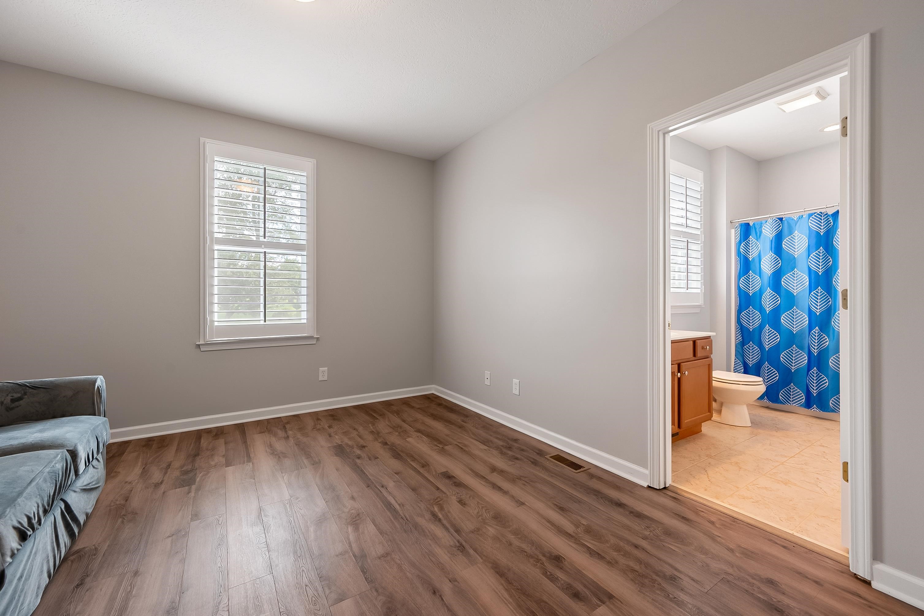 1815 Honeysuckle Dr Drive