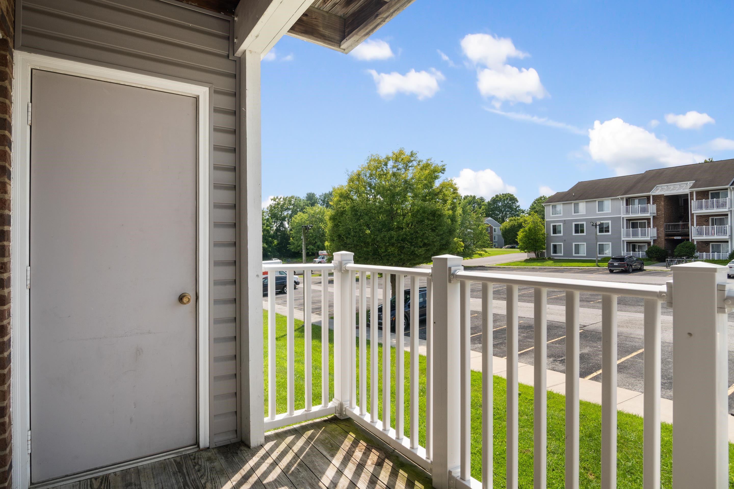 1206 University Terrace H