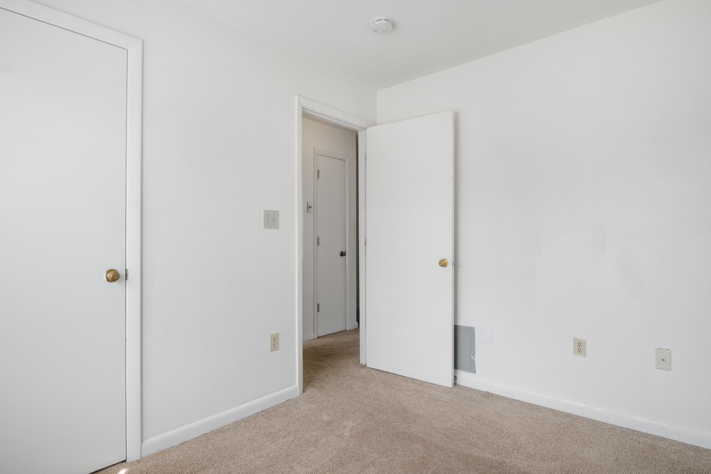 1206 University Terrace H