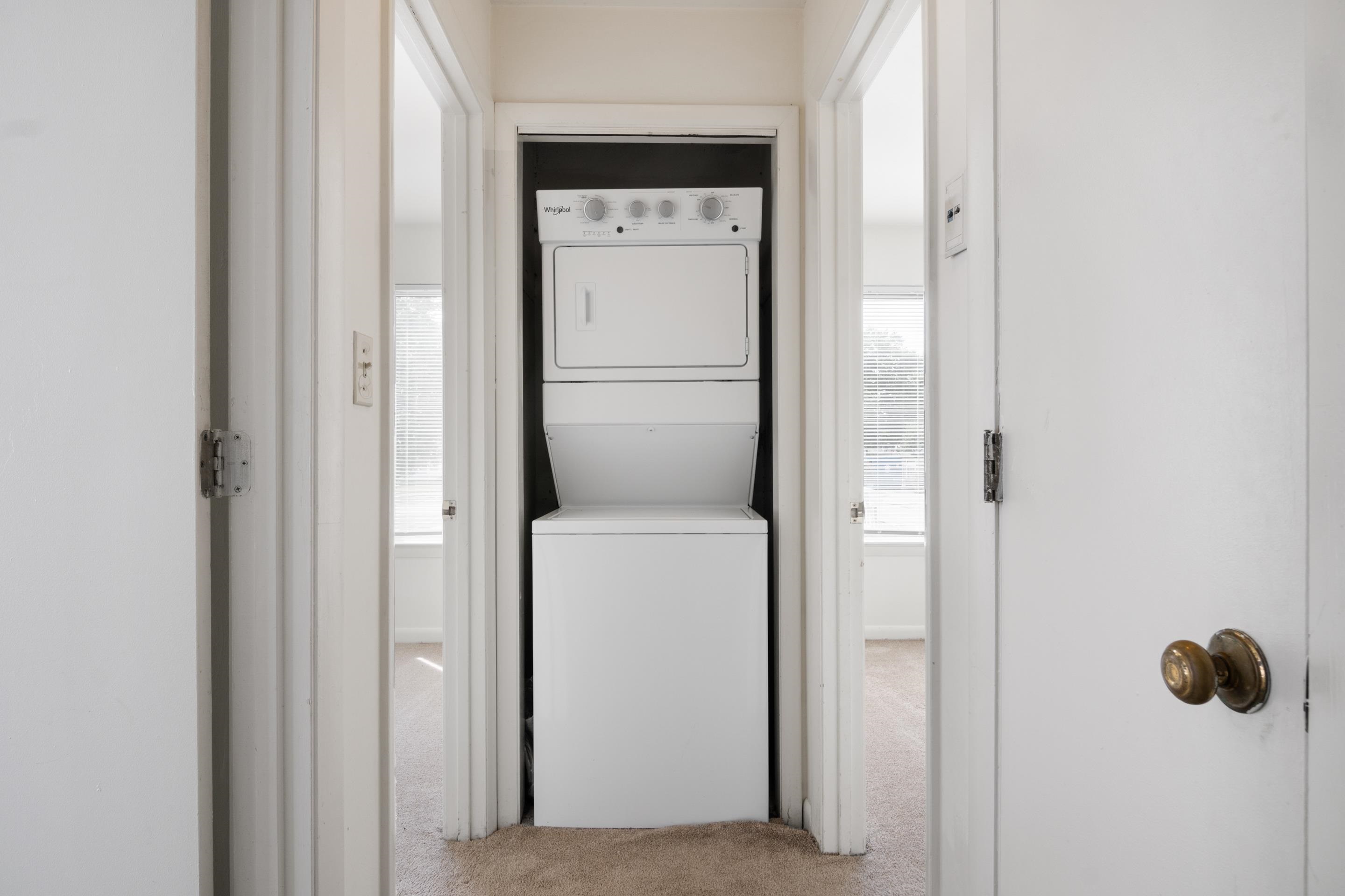 1206 University Terrace H