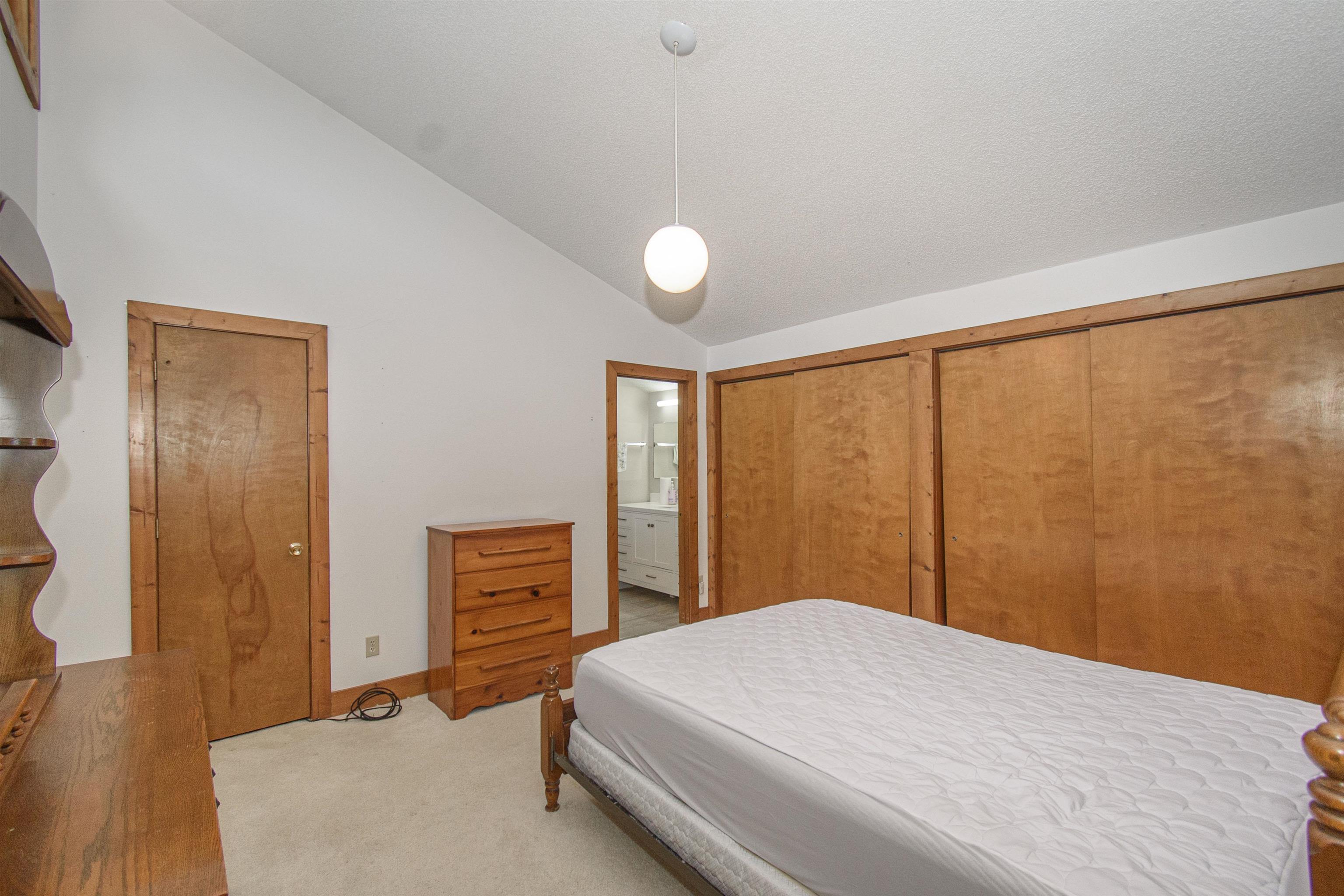 7562 Bluff View Drive