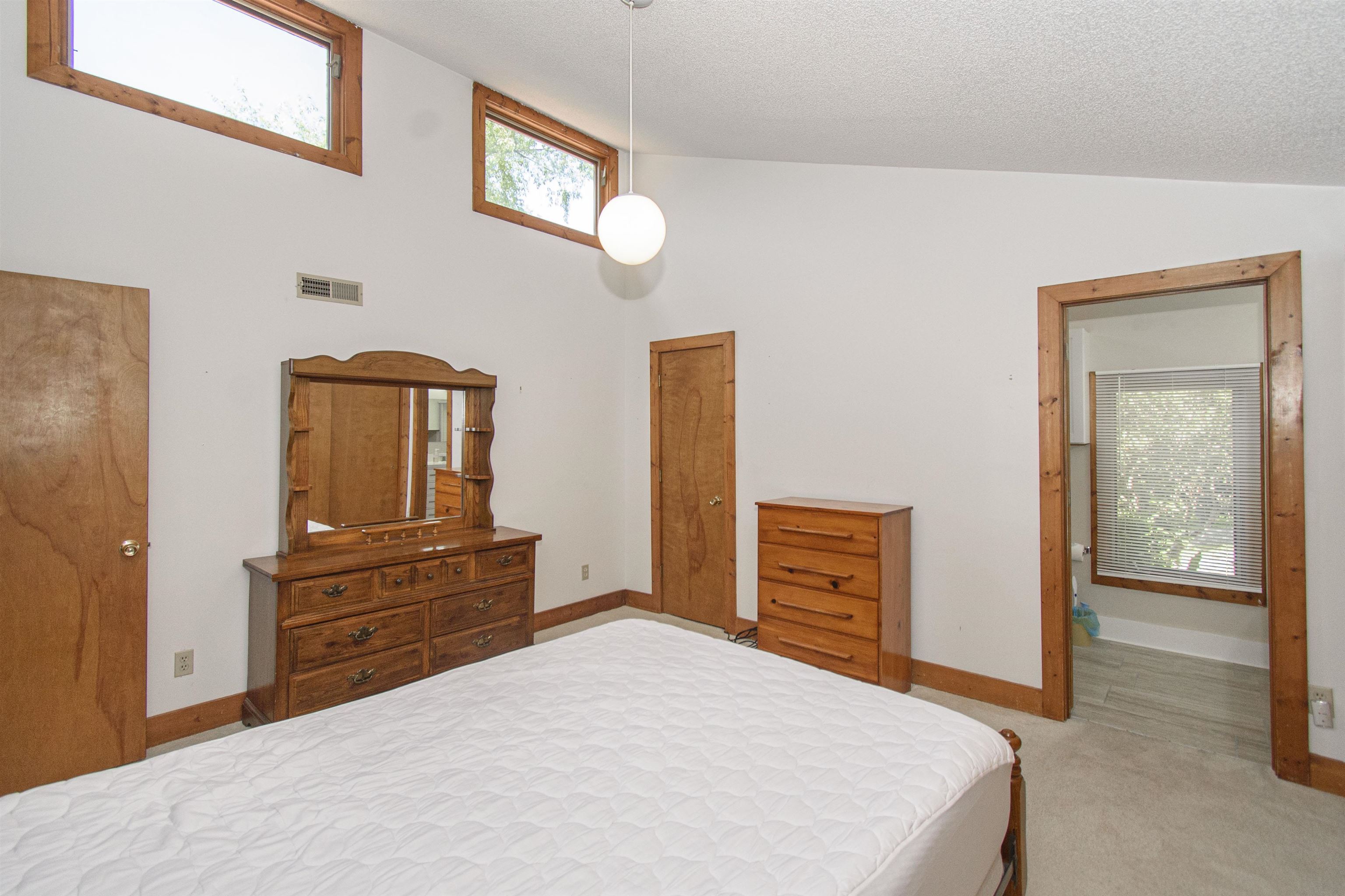 7562 Bluff View Drive