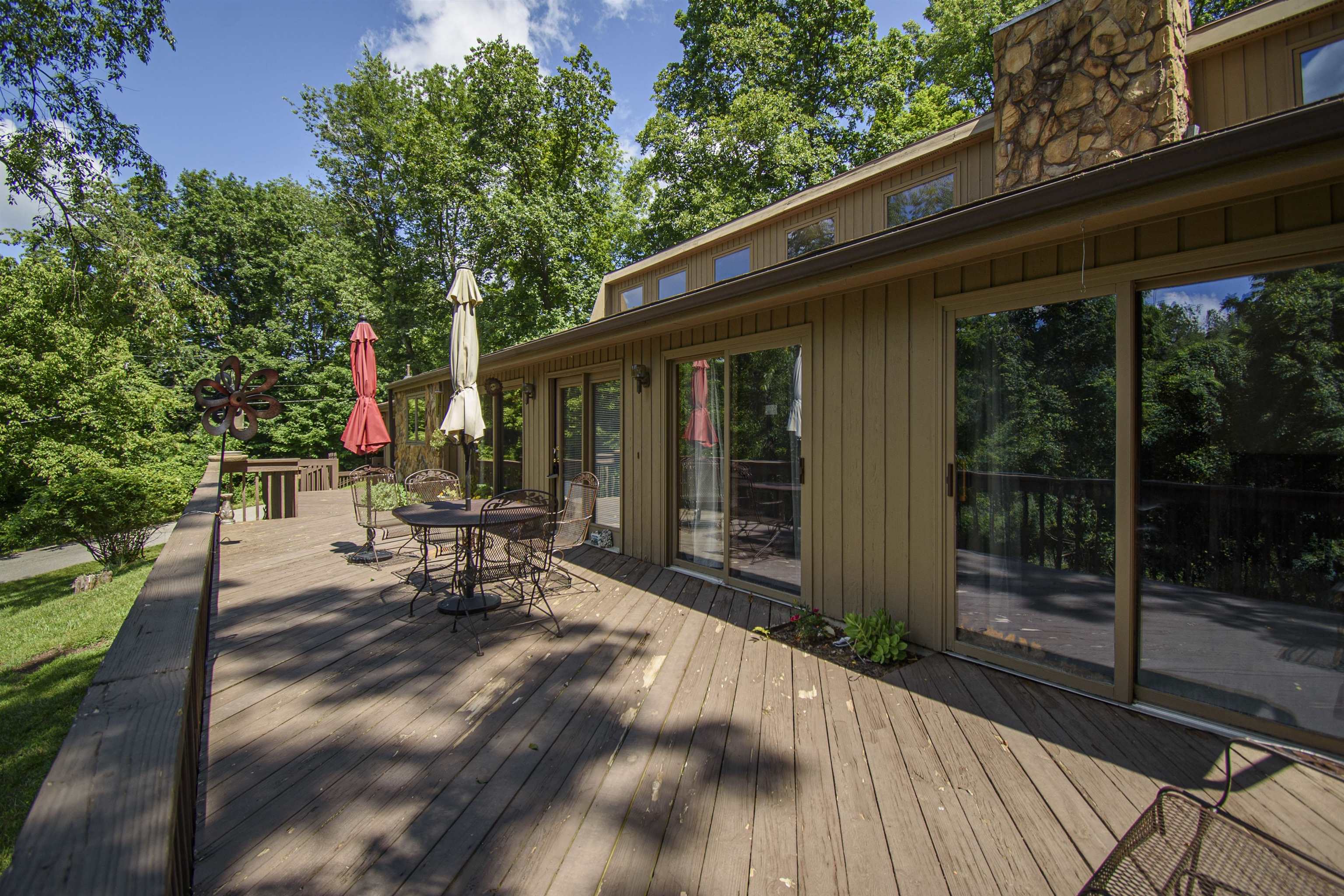 7562 Bluff View Drive