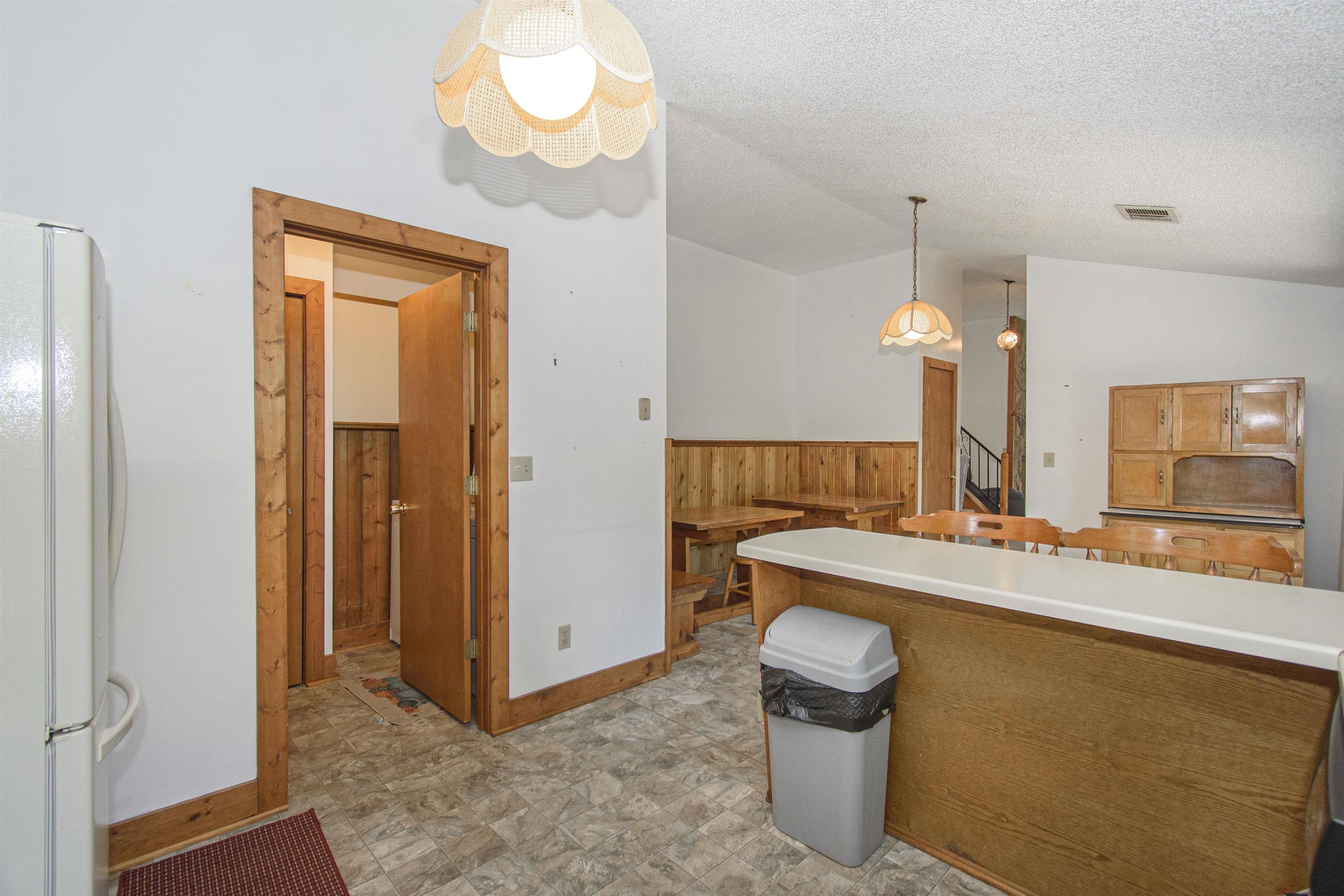 7562 Bluff View Drive