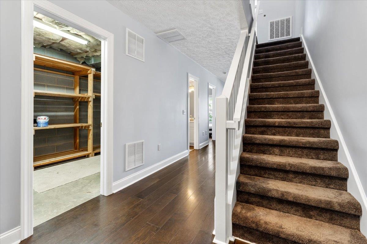 1535 PROVIDENCE Boulevard