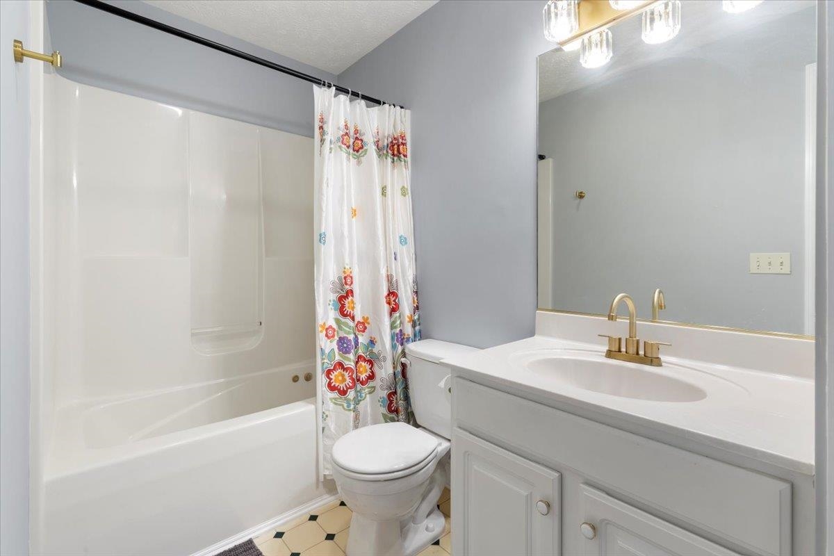 1535 PROVIDENCE Boulevard