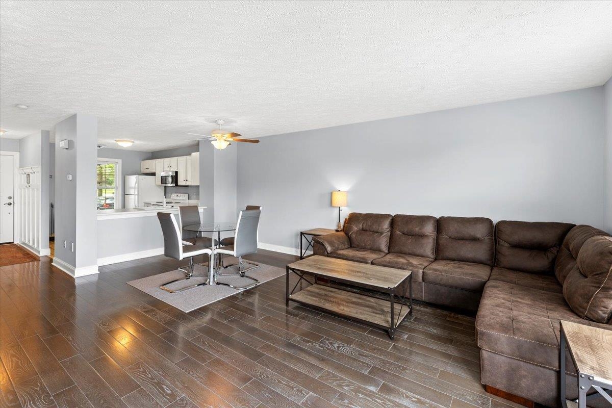 1535 PROVIDENCE Boulevard