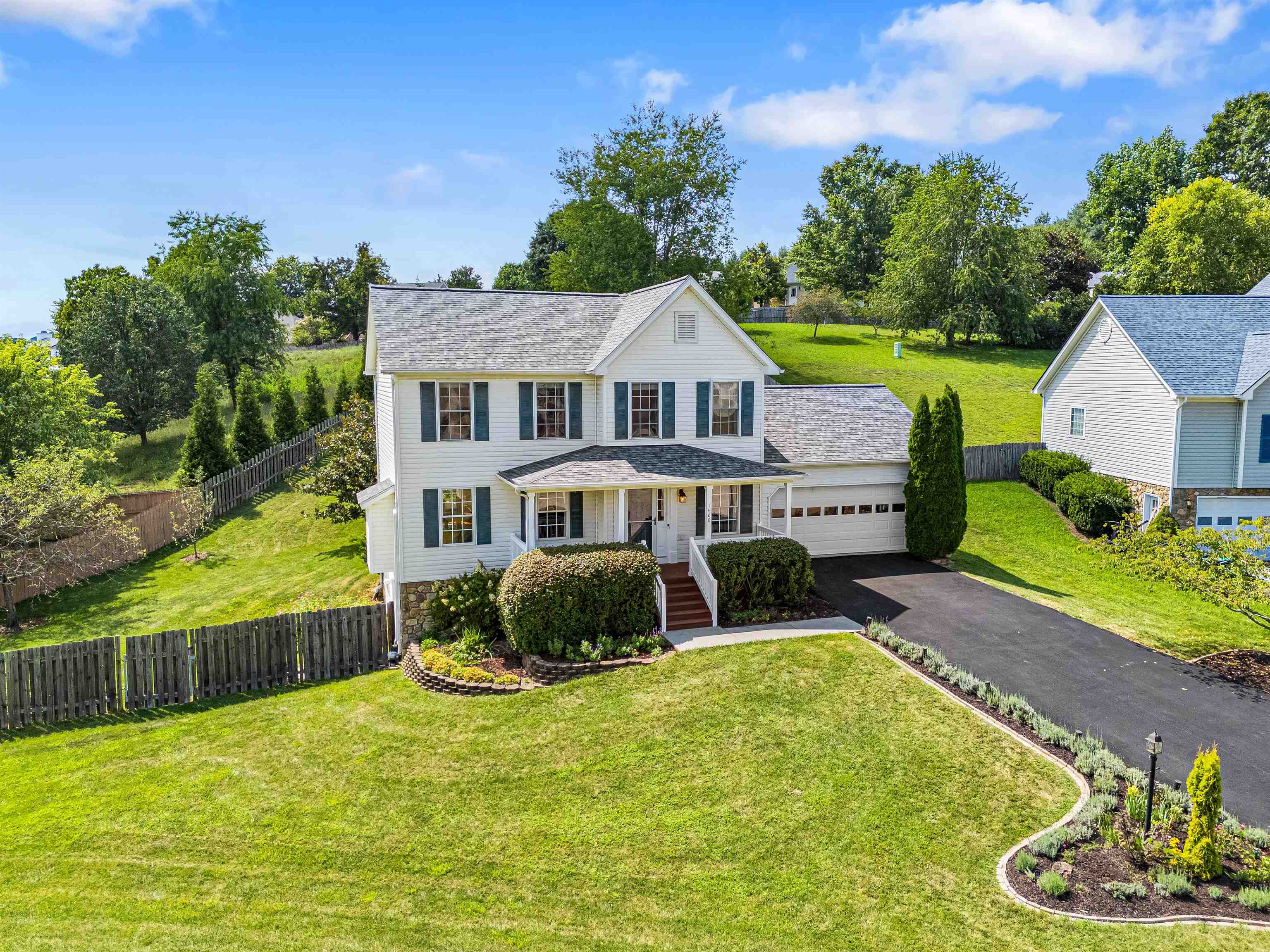 1400 Sleepy Hollow Rd Road