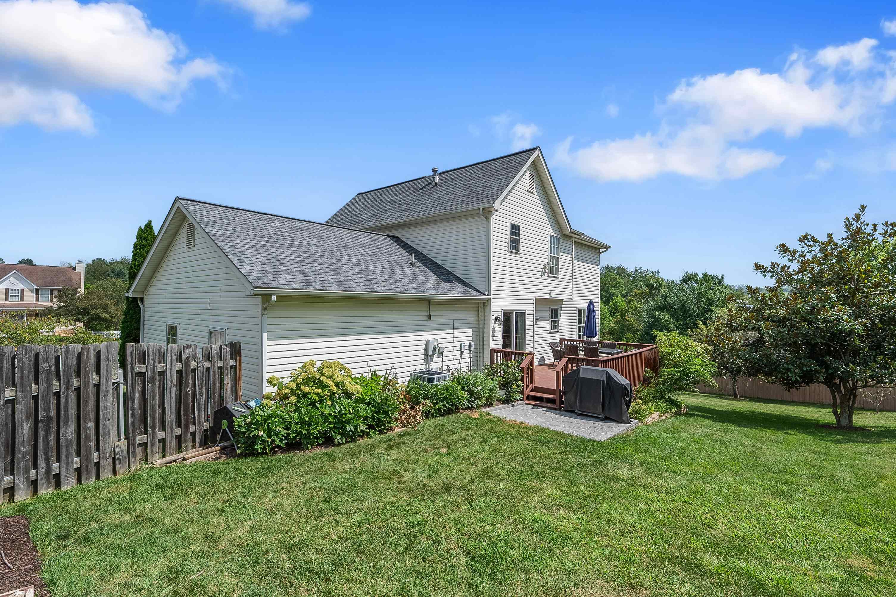 1400 Sleepy Hollow Rd Road