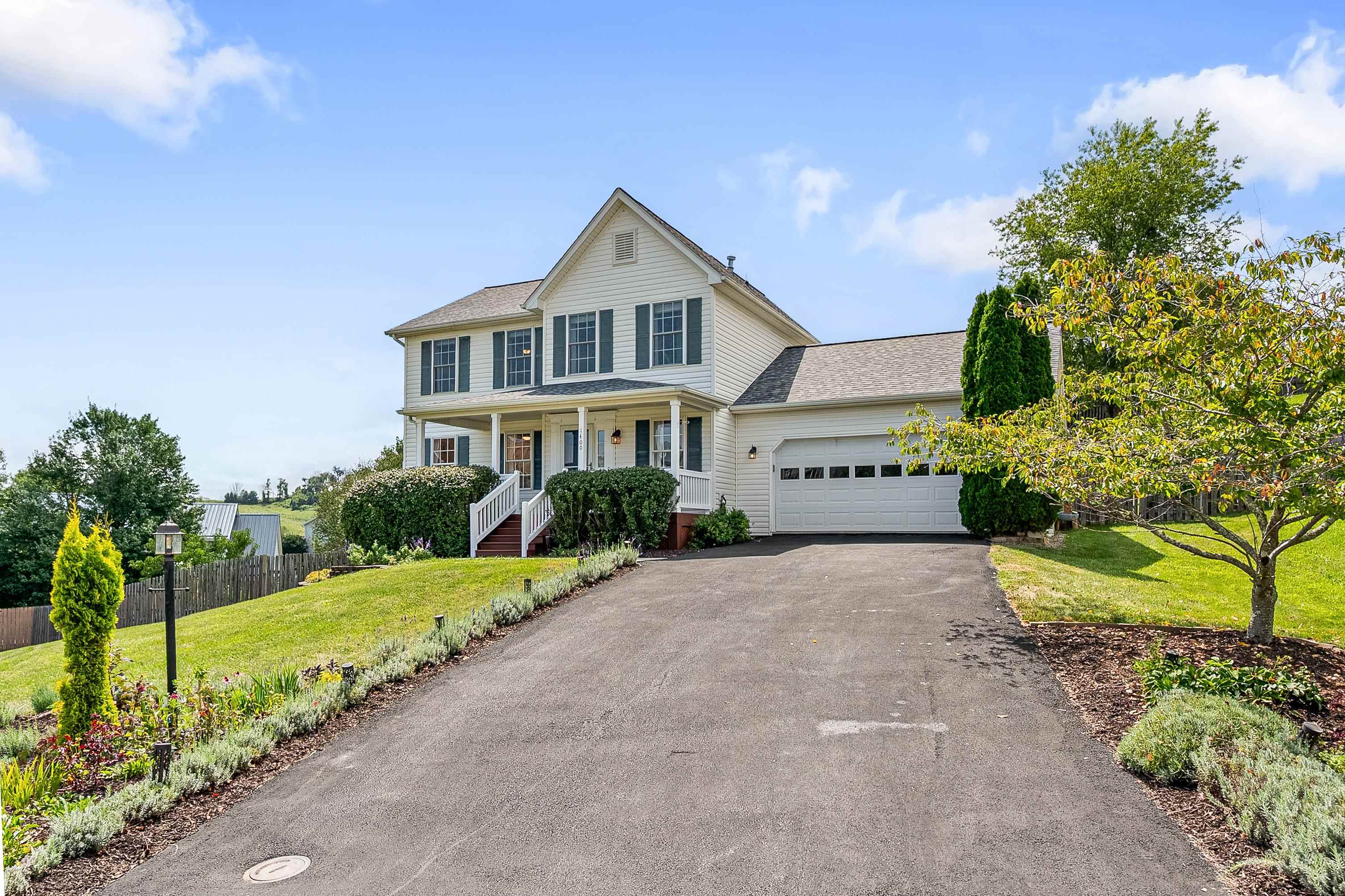 1400 Sleepy Hollow Rd Road