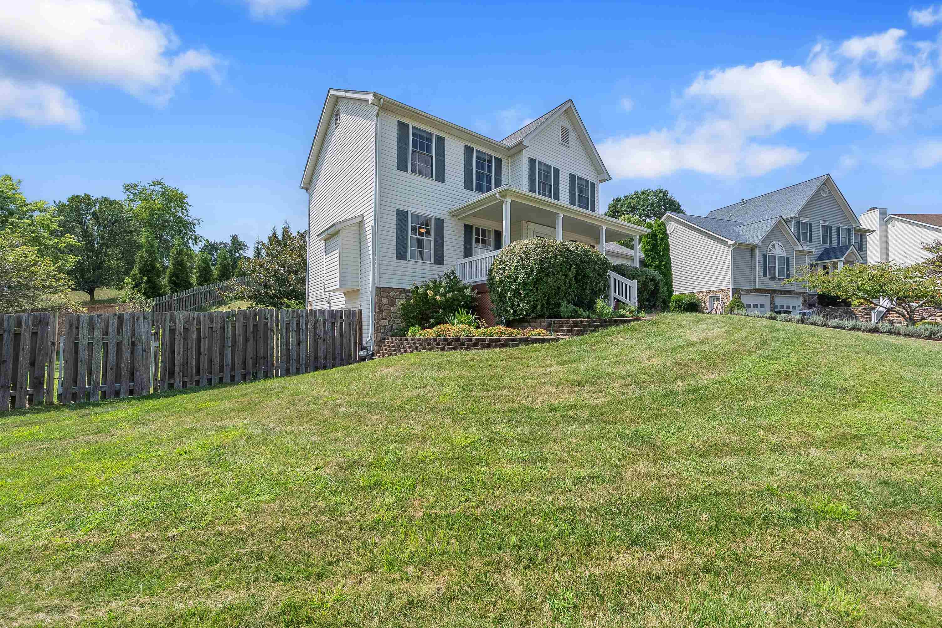 1400 Sleepy Hollow Rd Road