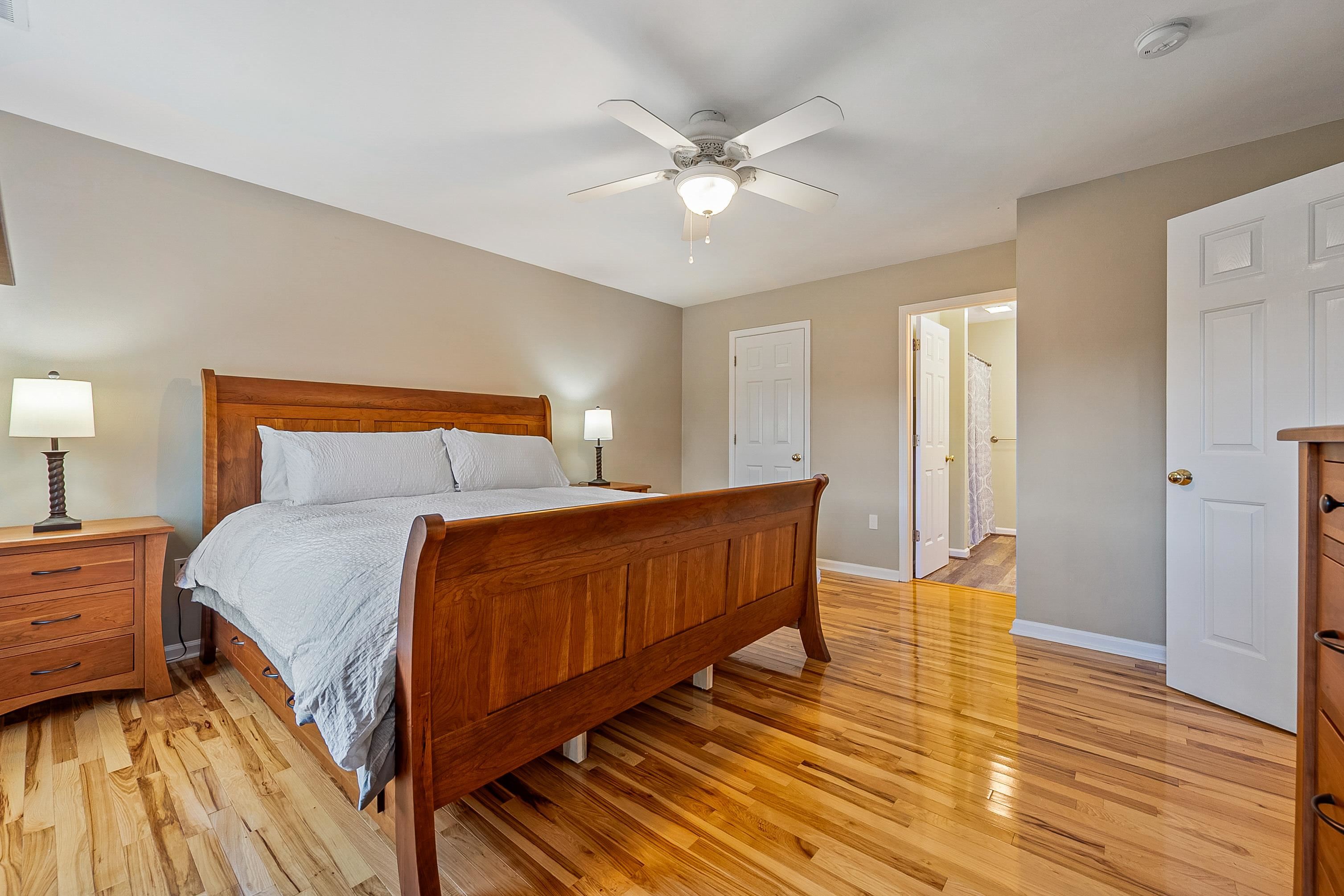 1400 Sleepy Hollow Rd Road