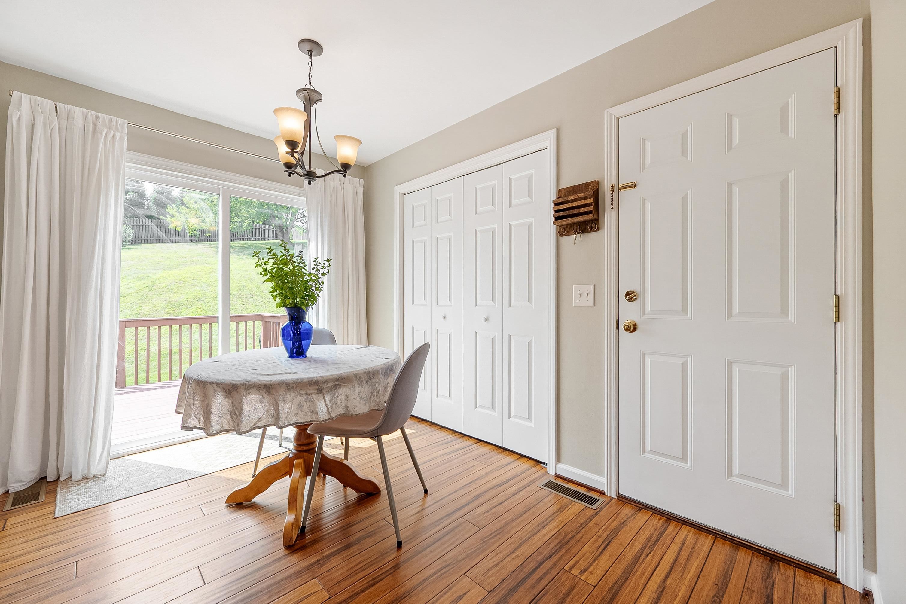 1400 Sleepy Hollow Rd Road