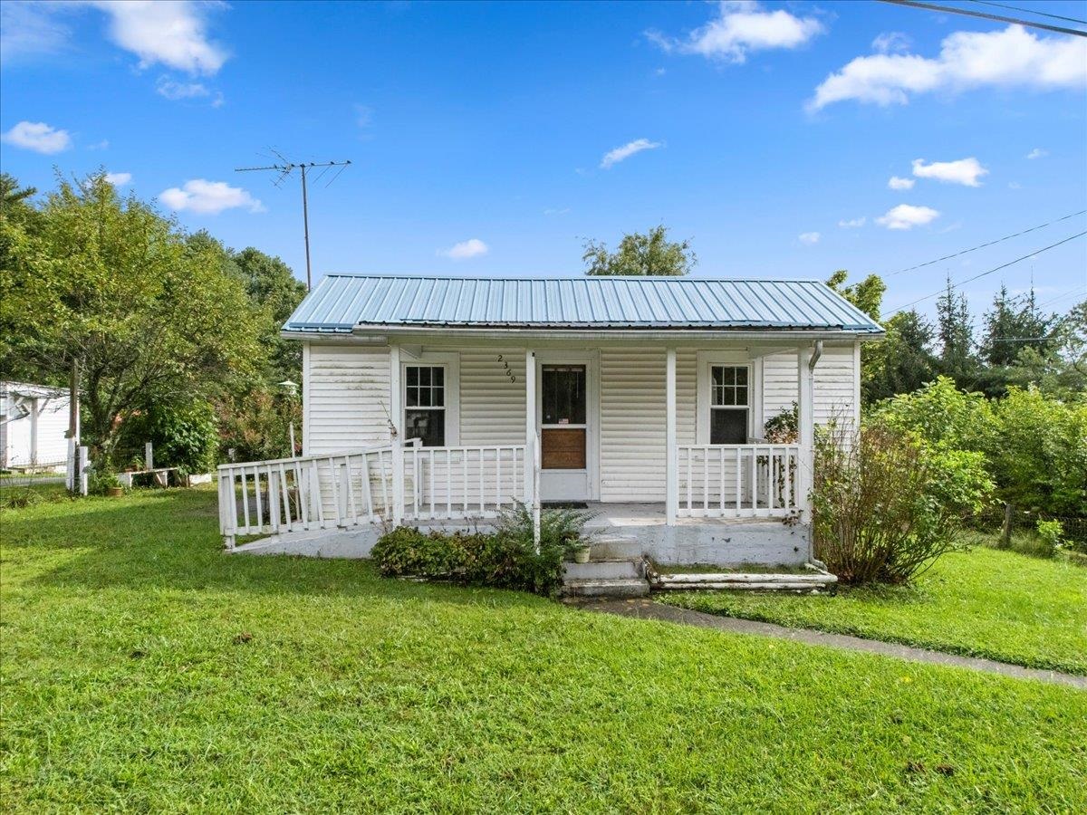 2369 Peppers Ferry Road NW